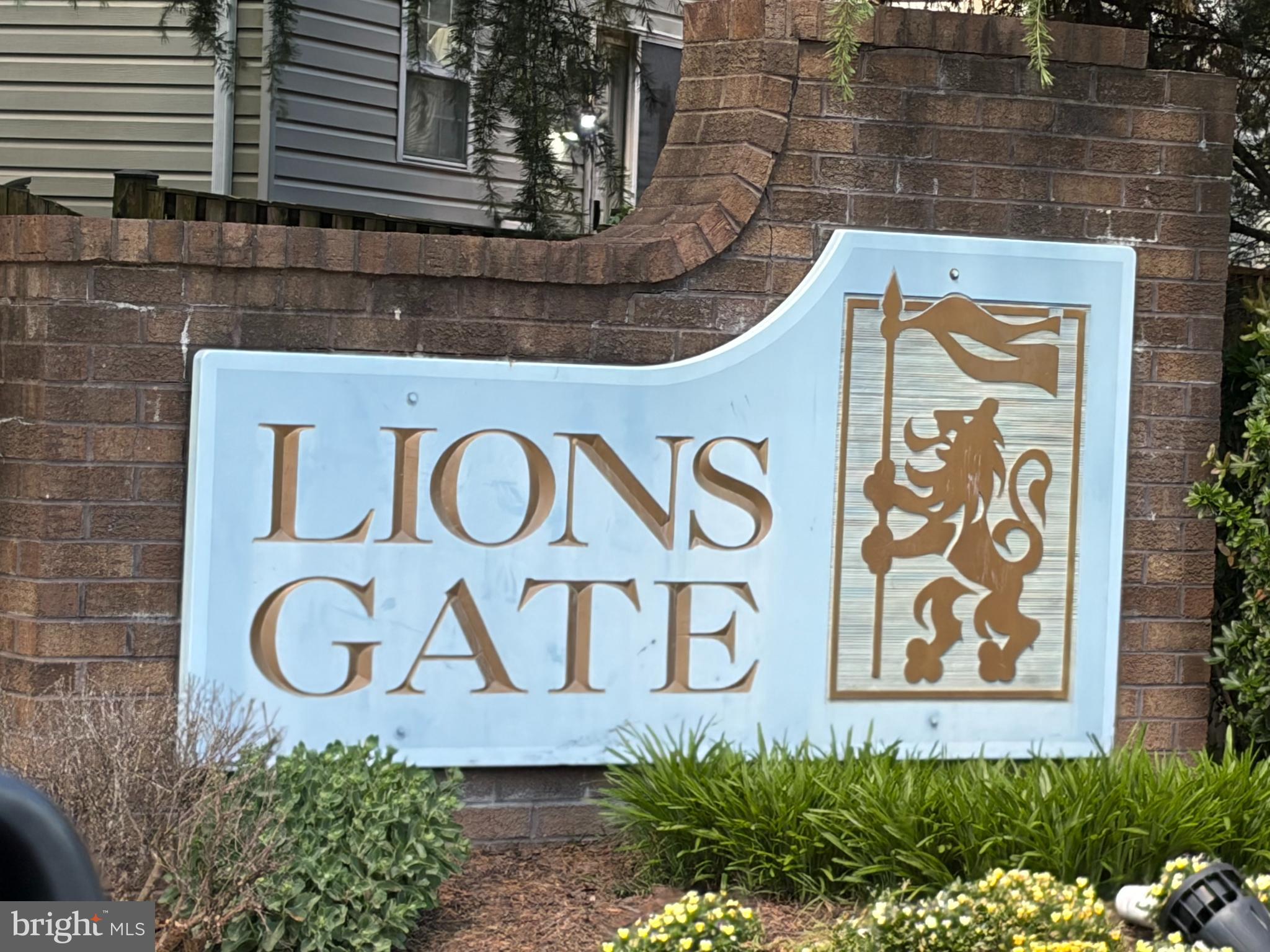 LIONS GATE - Residential