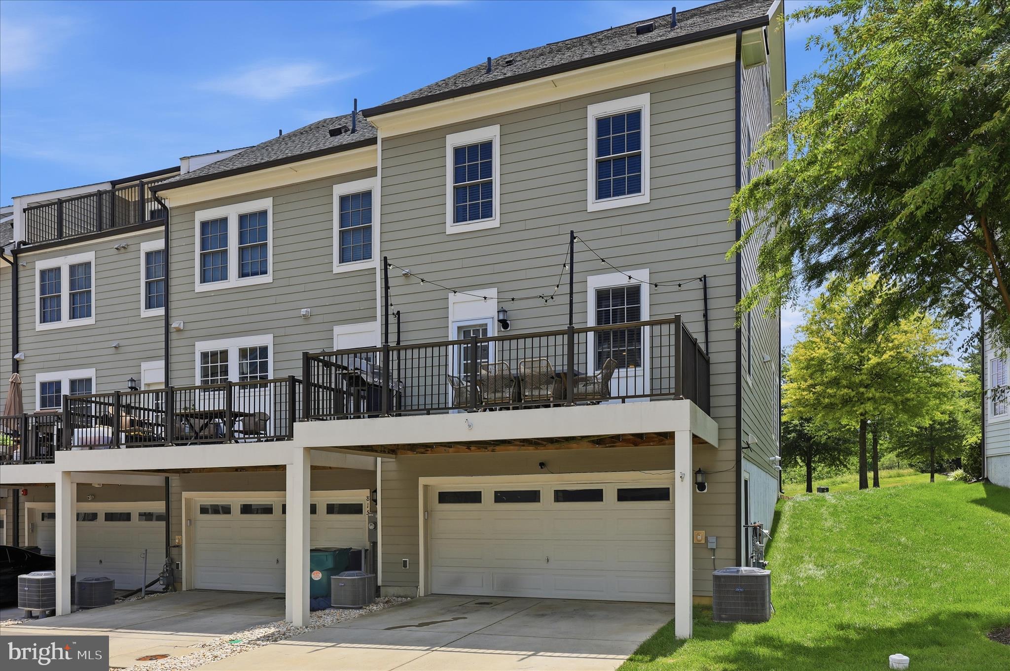 PARKSIDE AT WARFIELD - Residential