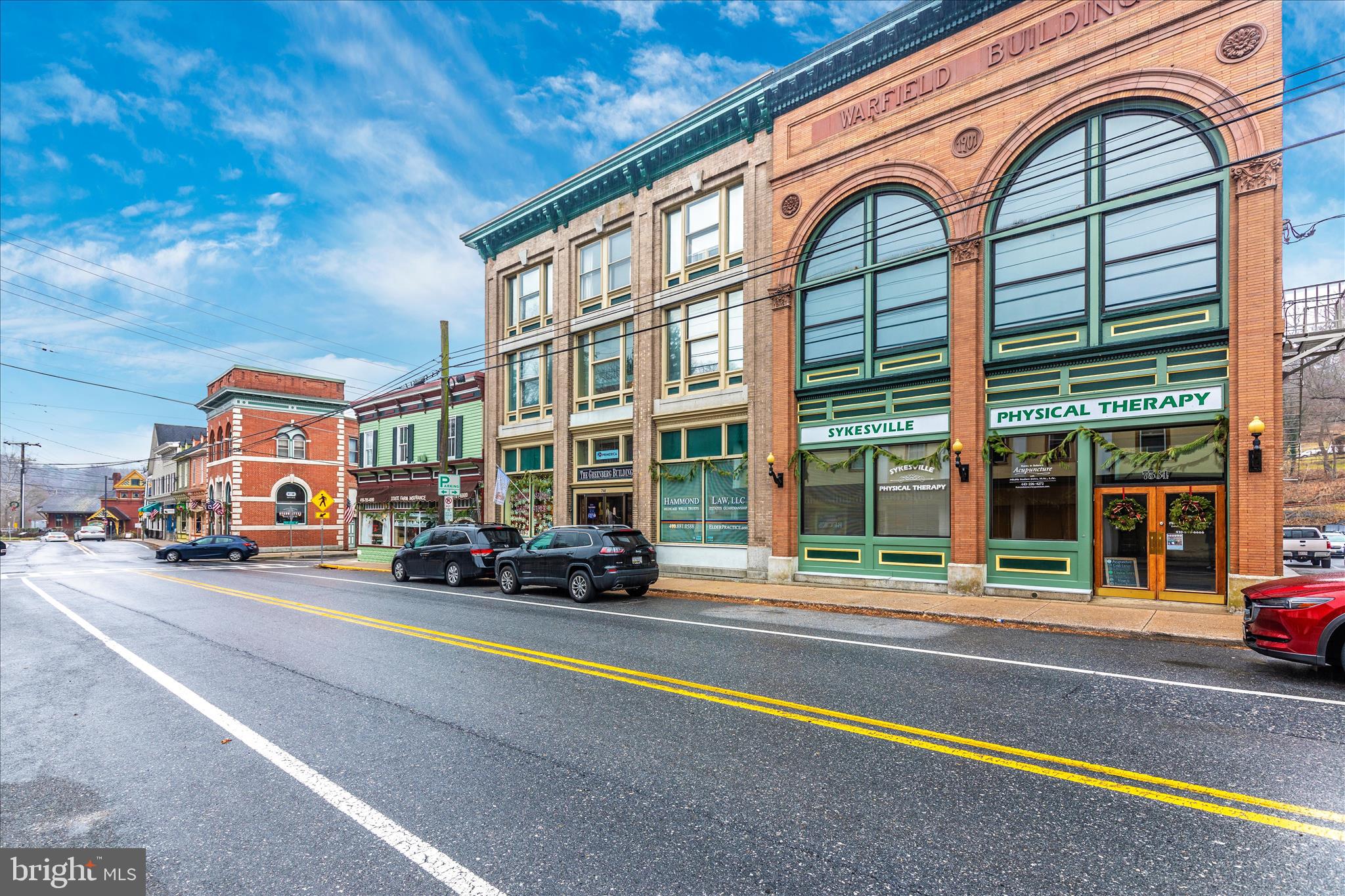 PARKSIDE AT WARFIELD - Residential