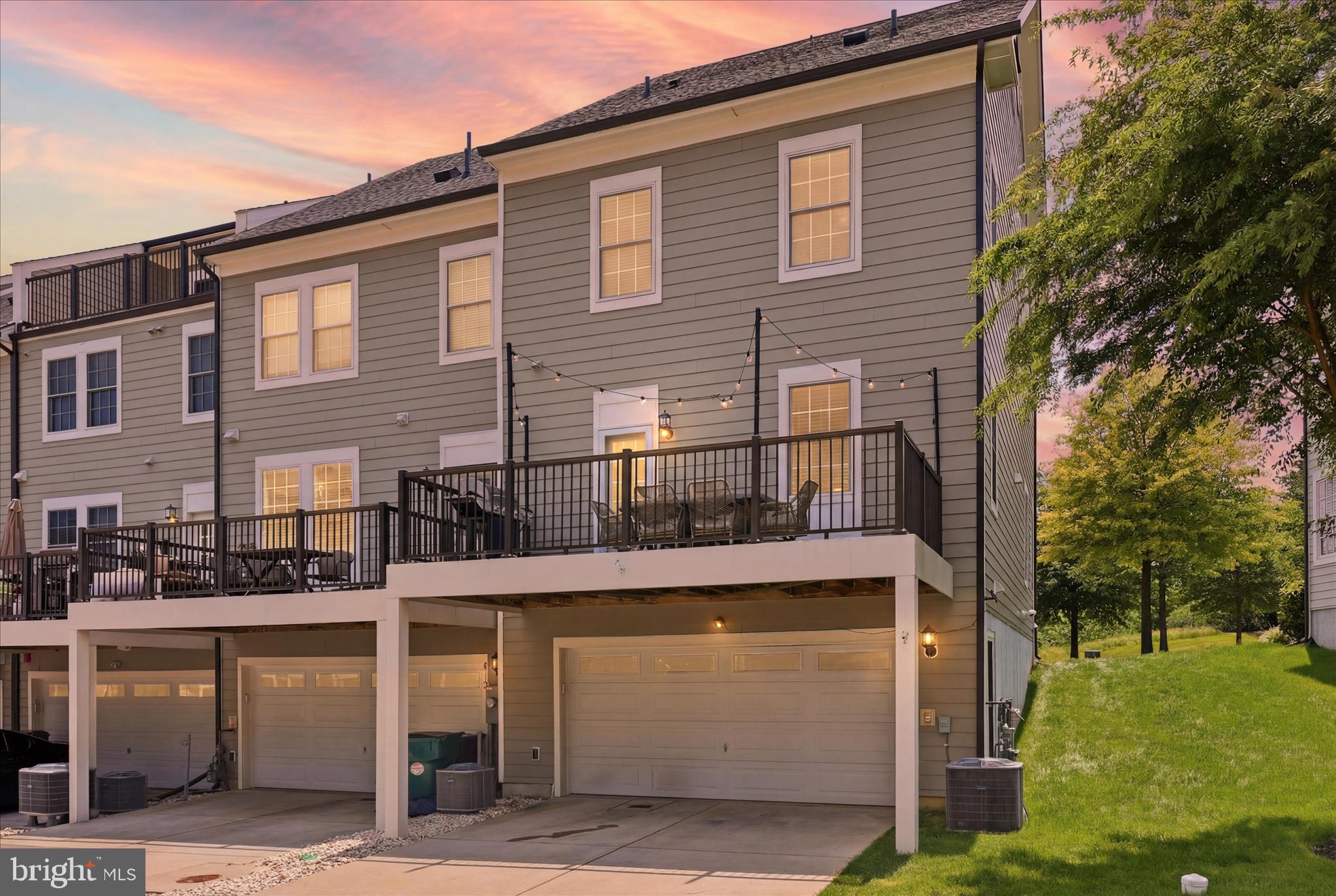 PARKSIDE AT WARFIELD - Residential