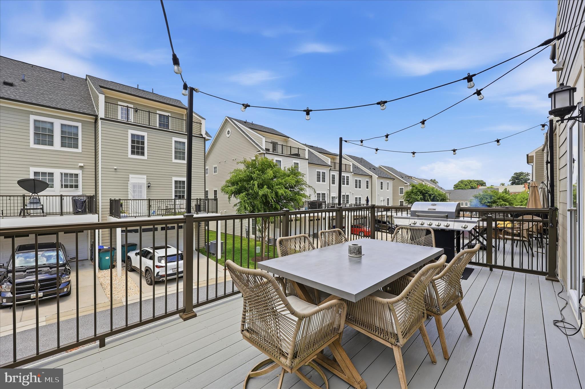 PARKSIDE AT WARFIELD - Residential