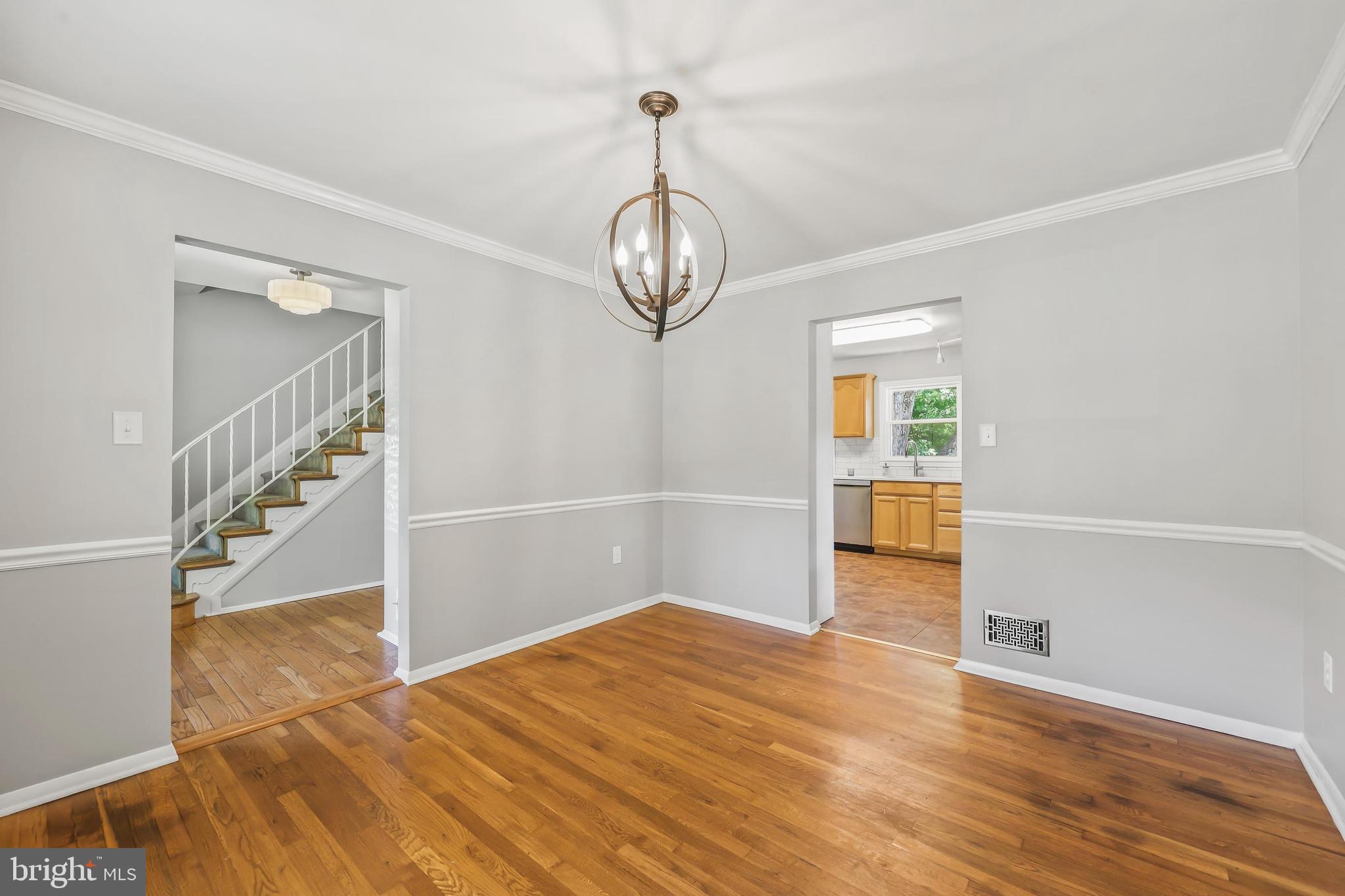 LAKE RIDGE - Residential