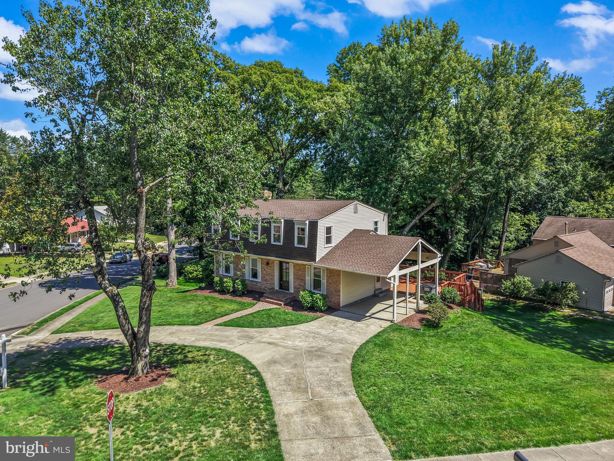 LAKE RIDGE - Residential