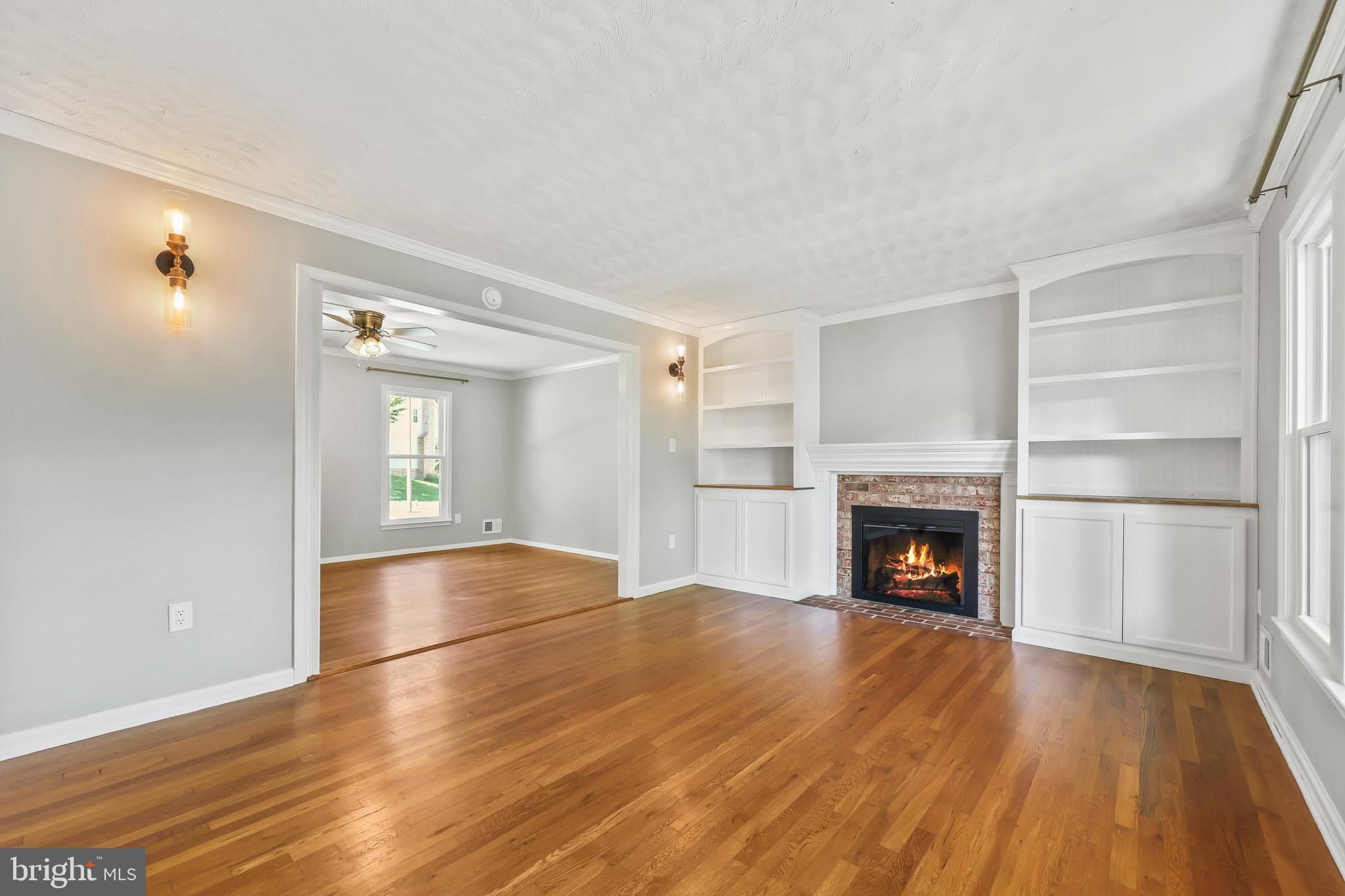 LAKE RIDGE - Residential