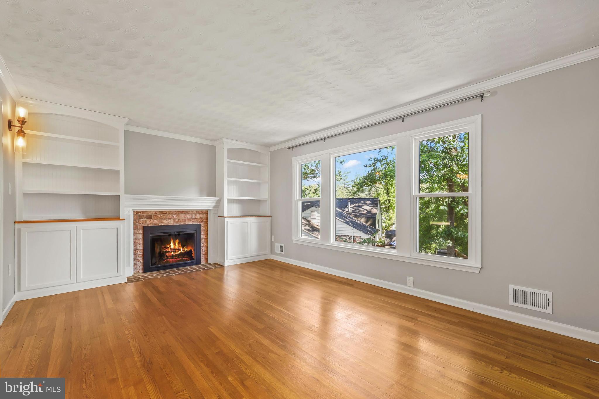 LAKE RIDGE - Residential