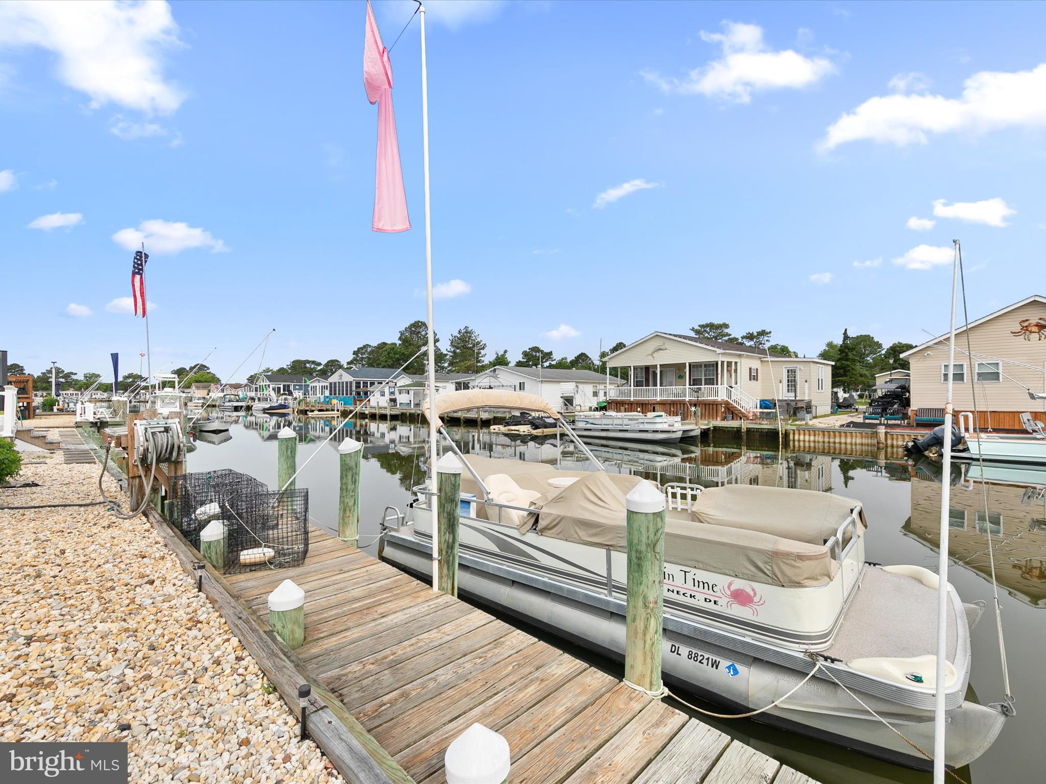 MARINERS COVE - Residential