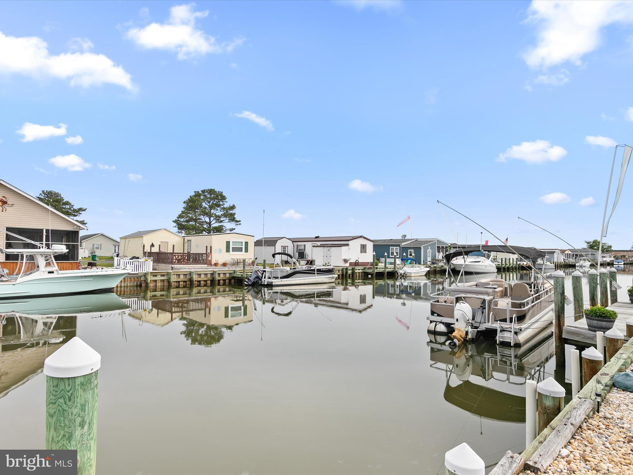 MARINERS COVE - Residential