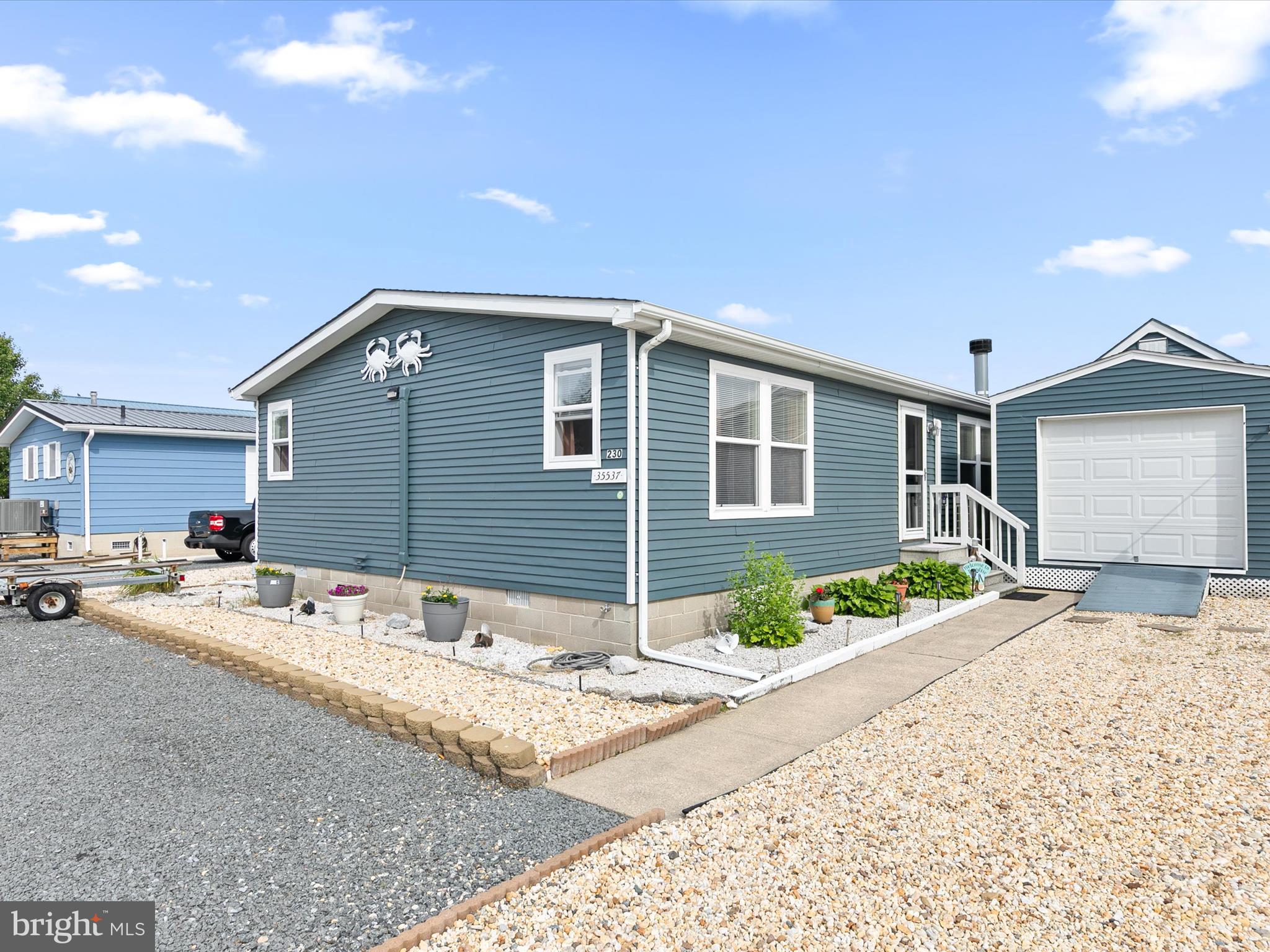 MARINERS COVE - Residential