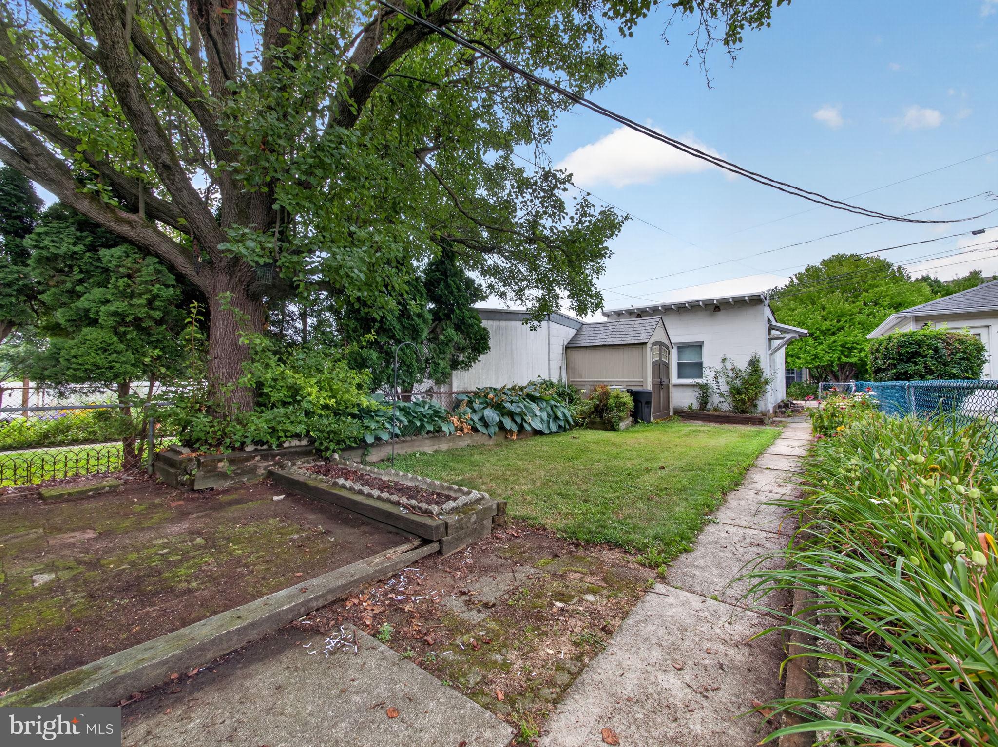 KLINE TERRACE - Residential