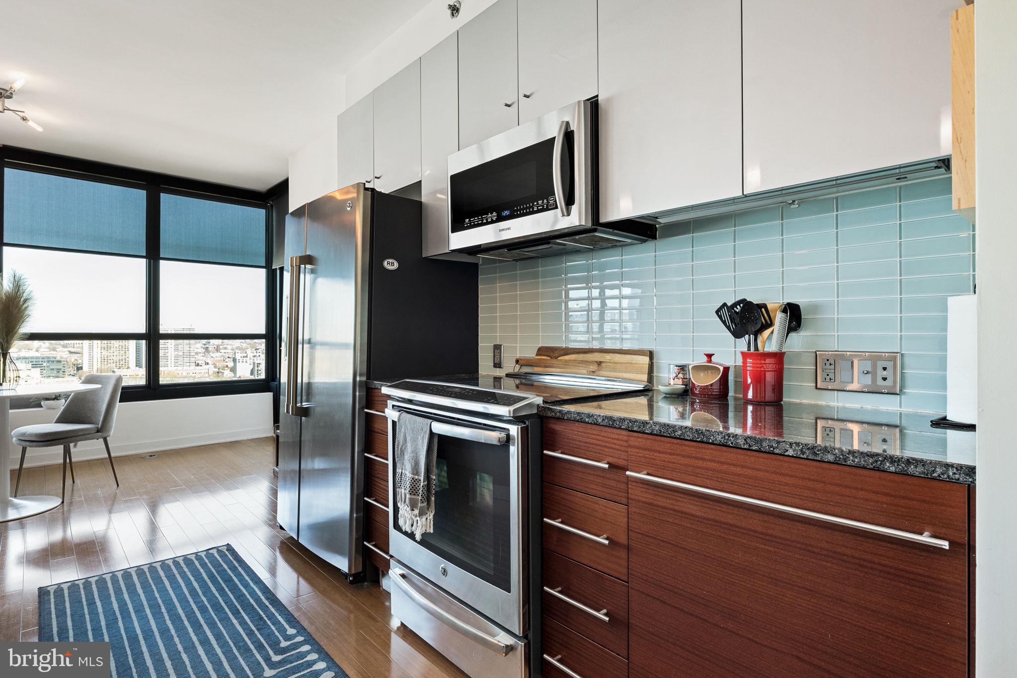 RITTENHOUSE SQUARE - Residential