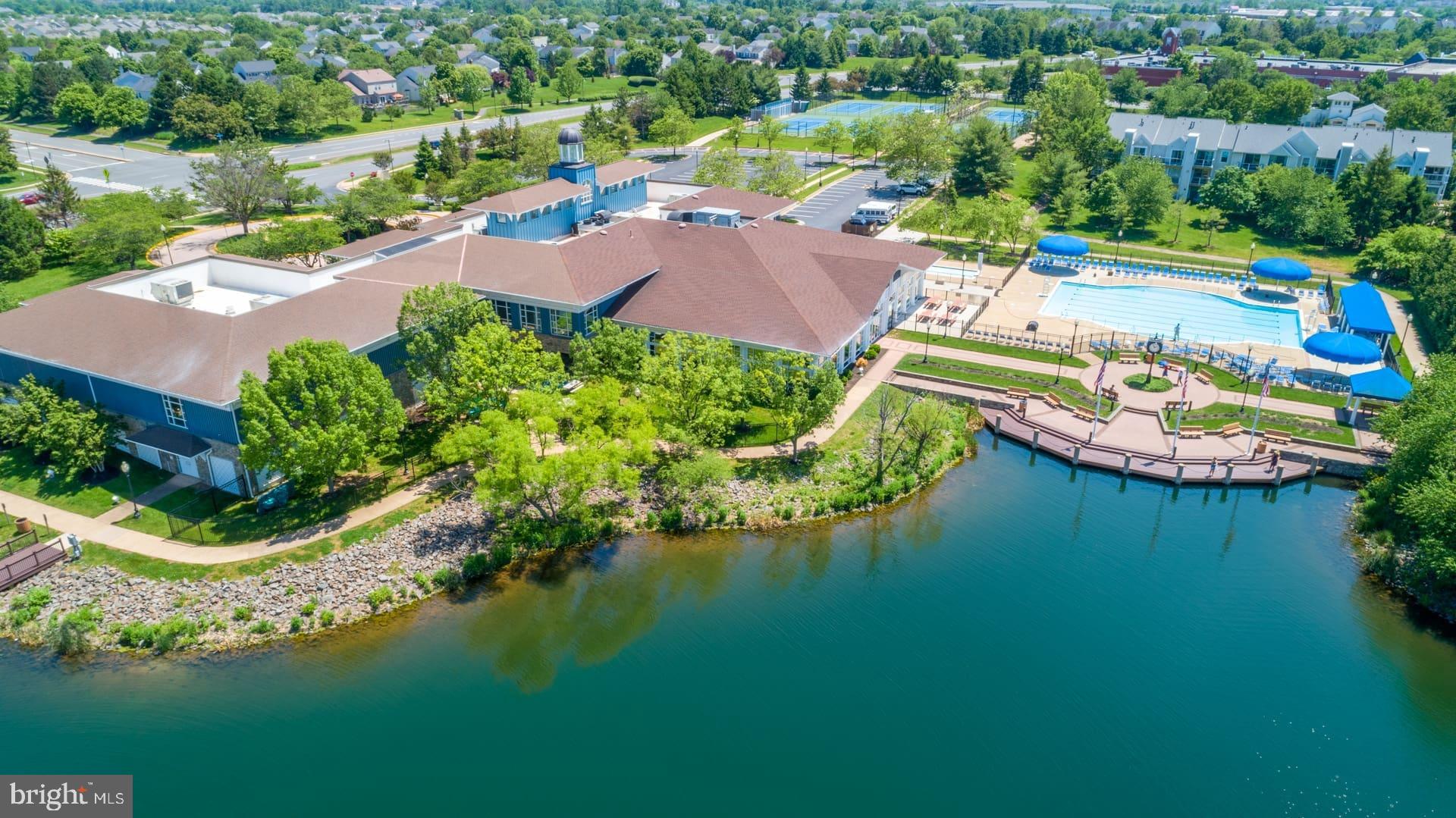REGENCY AT ASHBURN - Residential