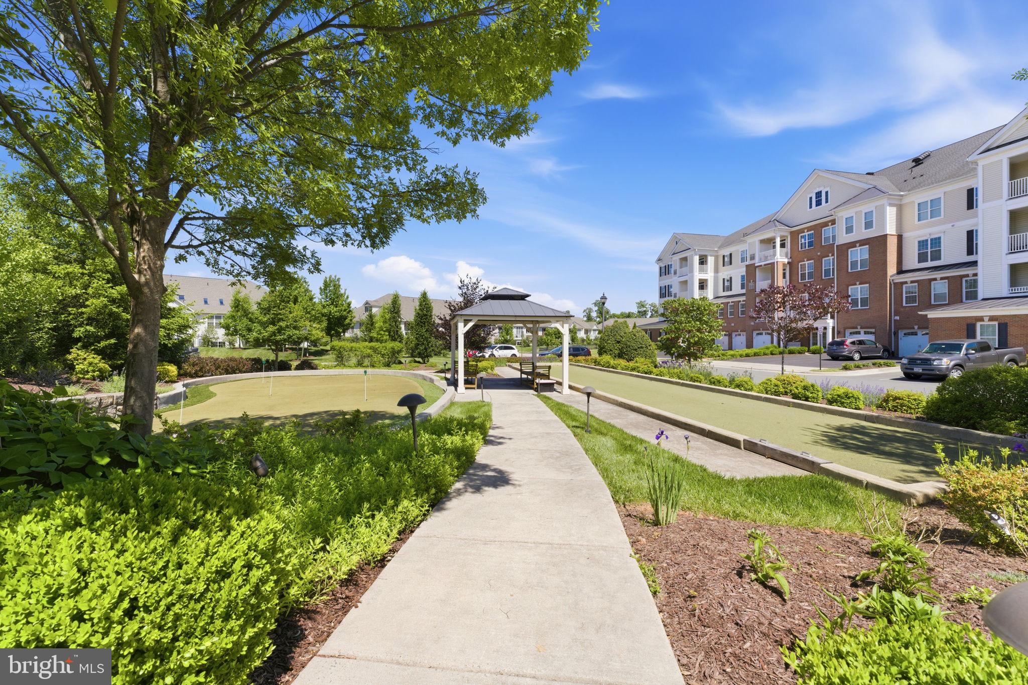 REGENCY AT ASHBURN - Residential
