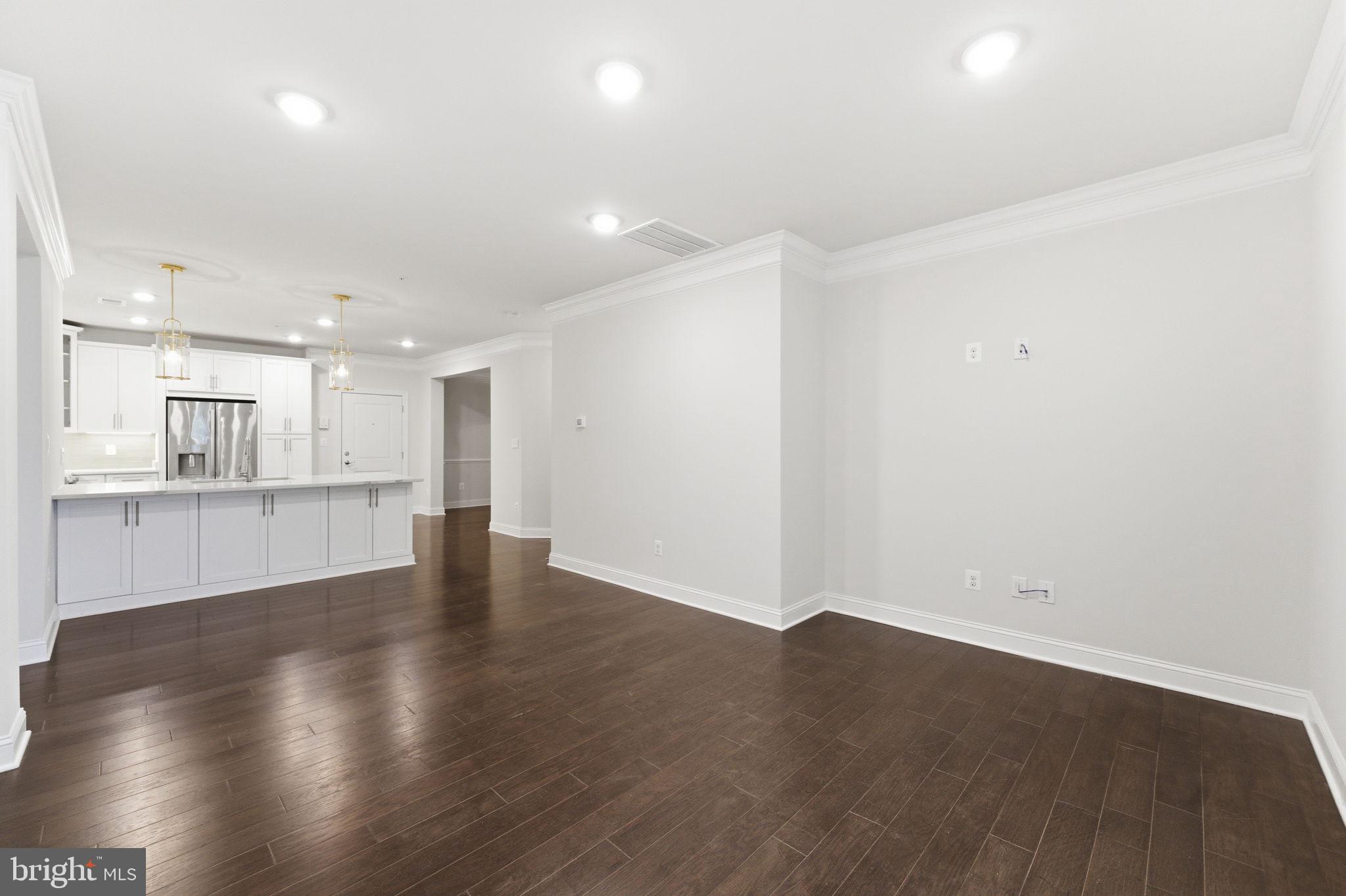 REGENCY AT ASHBURN - Residential