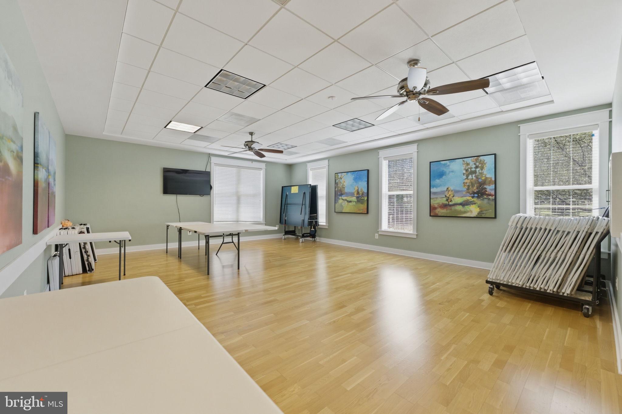 REGENCY AT ASHBURN - Residential