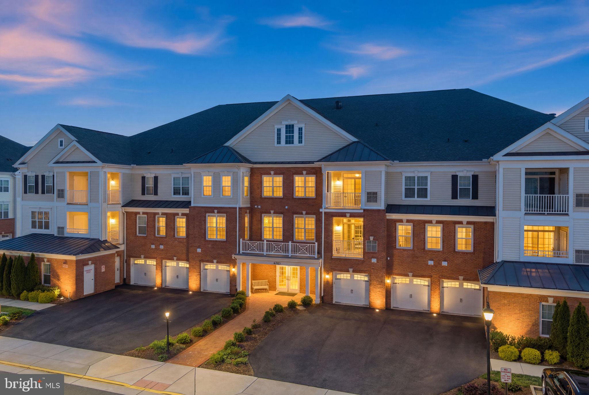 REGENCY AT ASHBURN - Residential