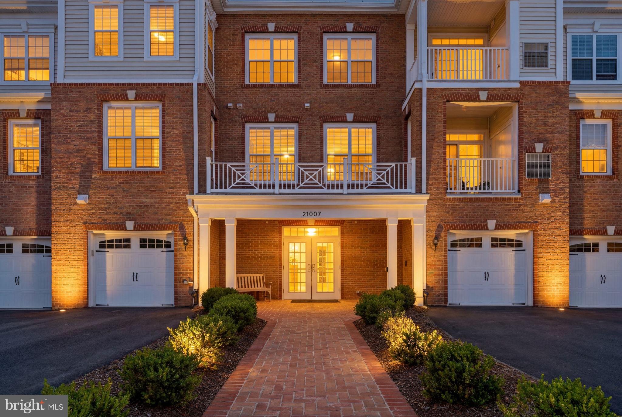 REGENCY AT ASHBURN - Residential