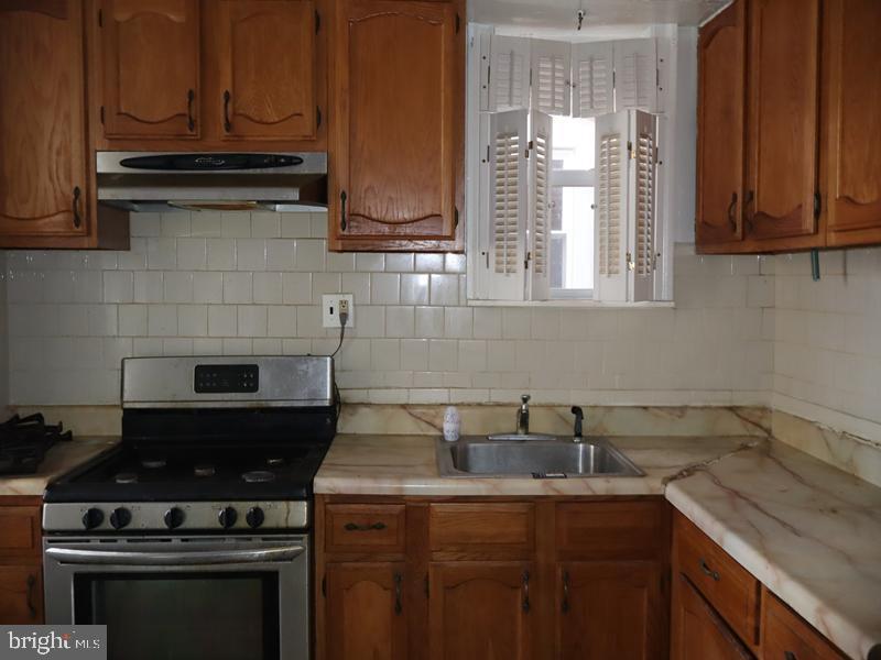 GERMANTOWN - Residential