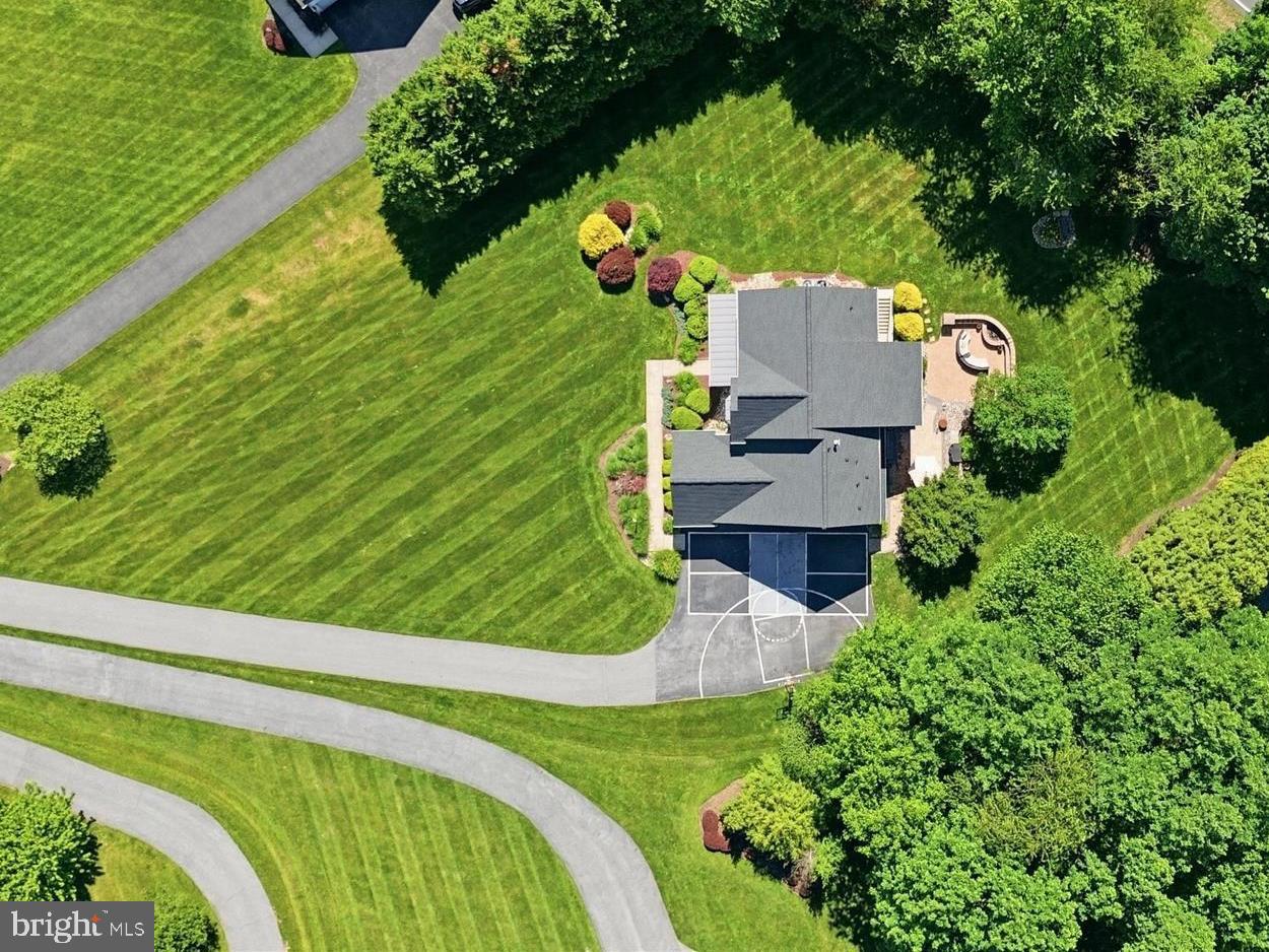HIGHLAND VIEW ESTATES - Residential