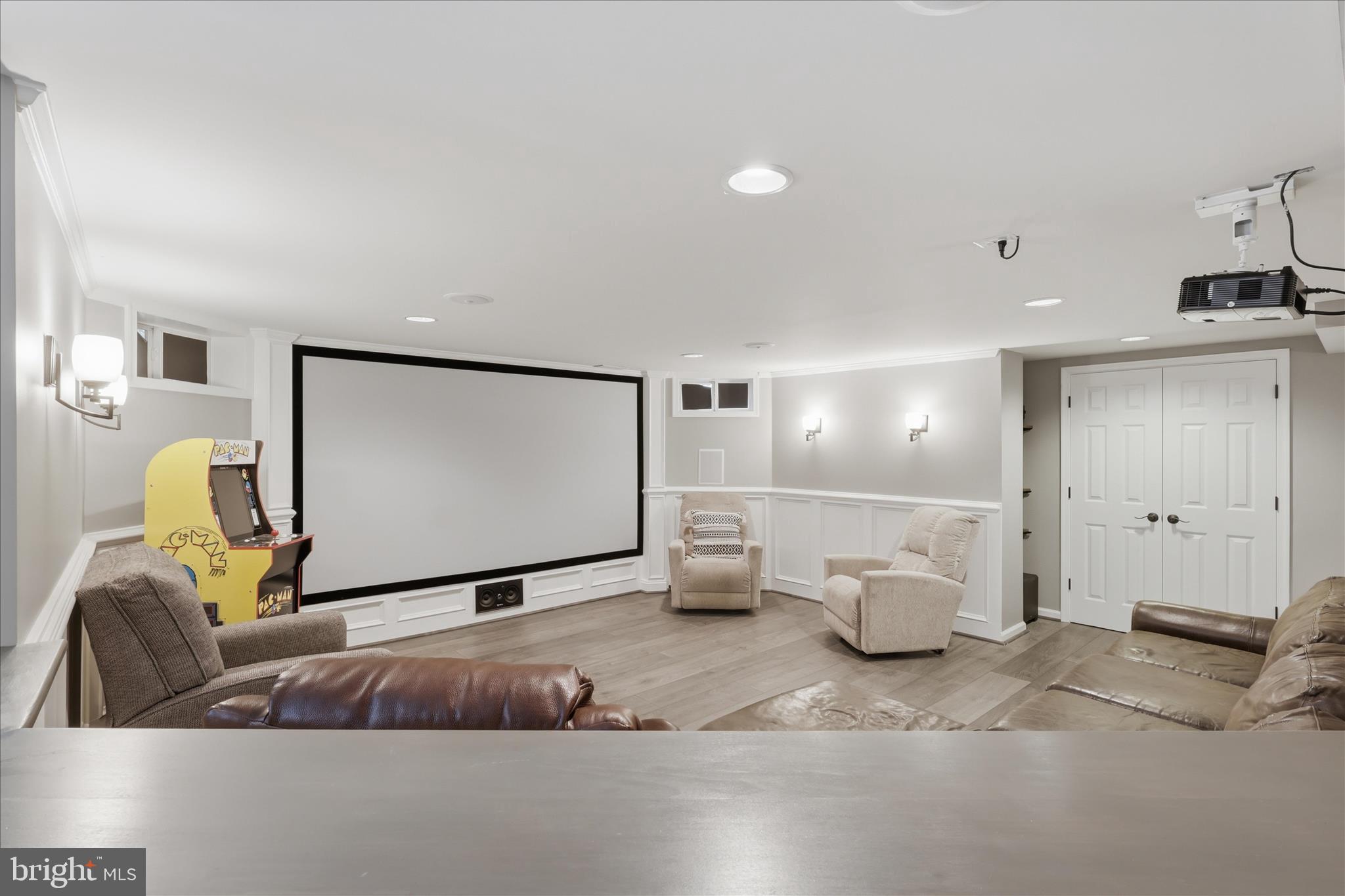 HIGHLAND VIEW ESTATES - Residential