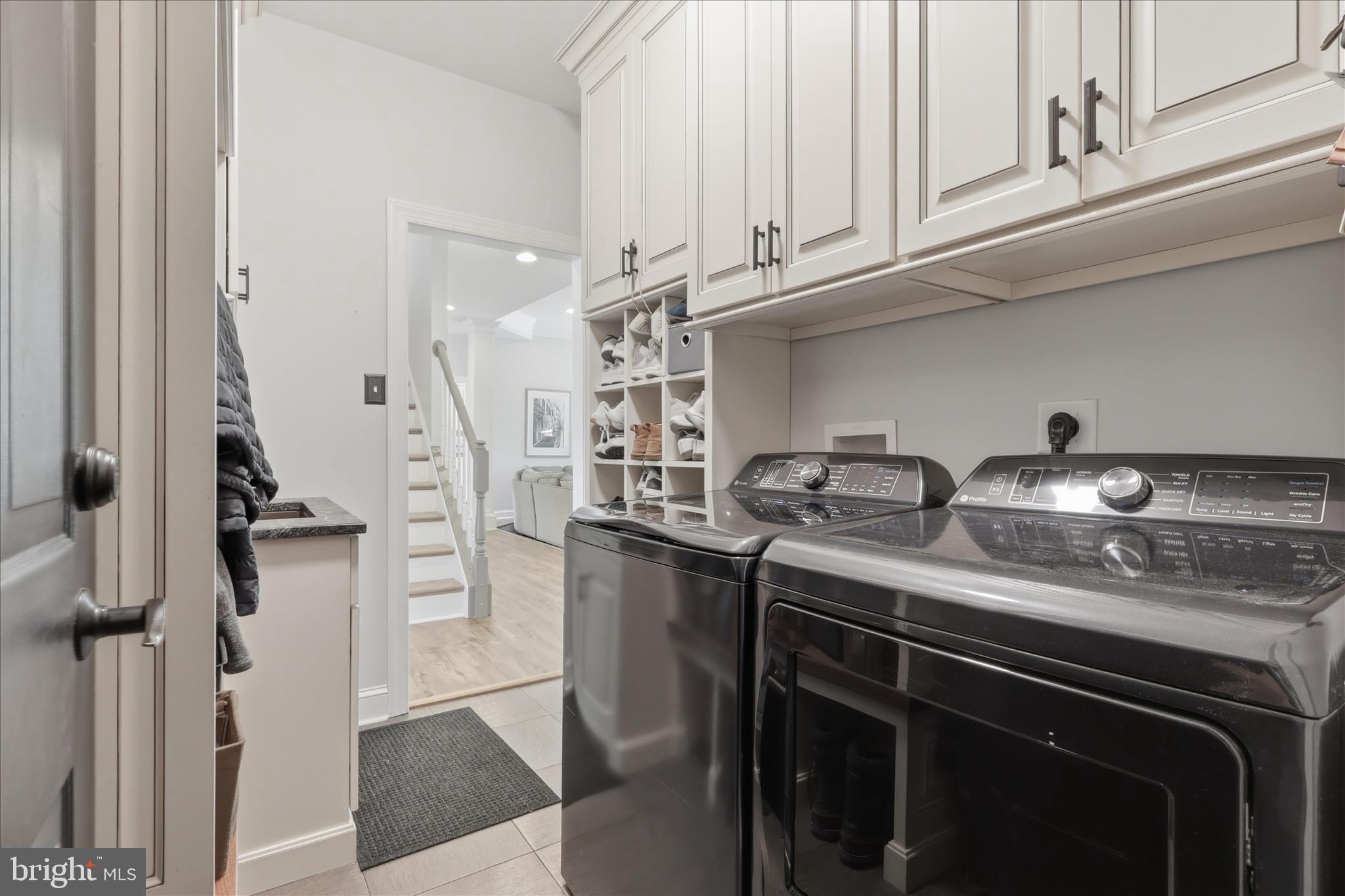 HIGHLAND VIEW ESTATES - Residential