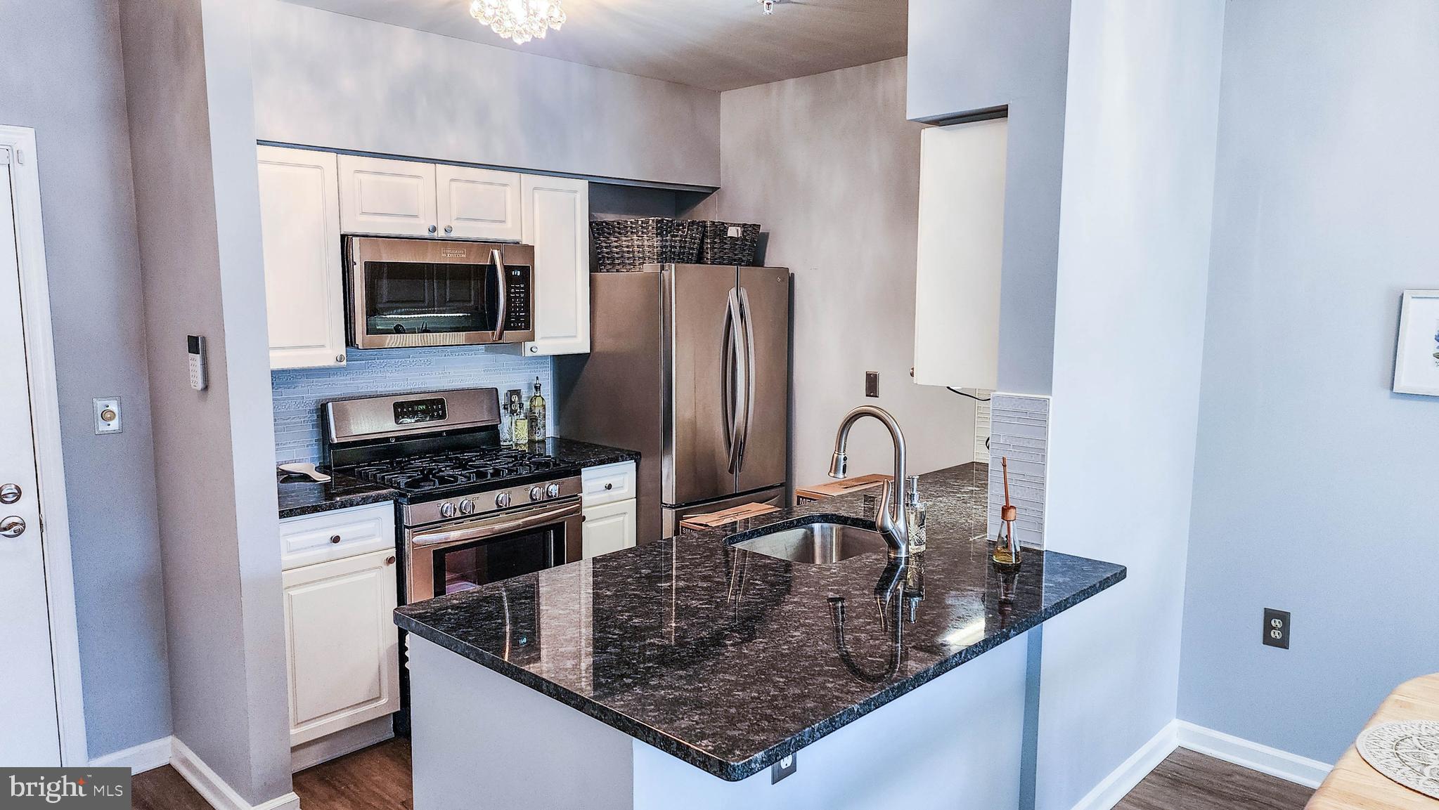 WORLDGATE CONDO - Residential
