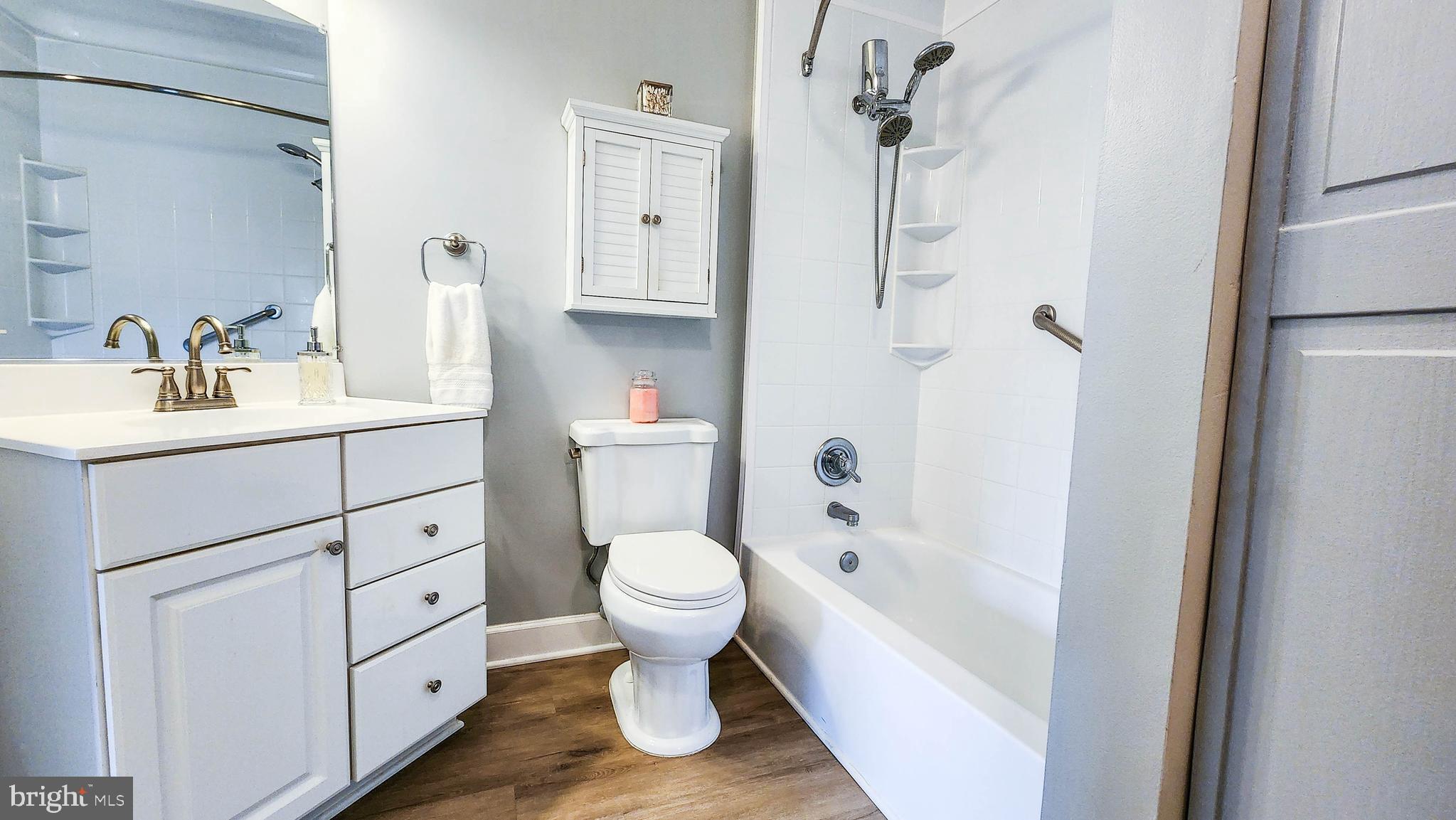 WORLDGATE CONDO - Residential