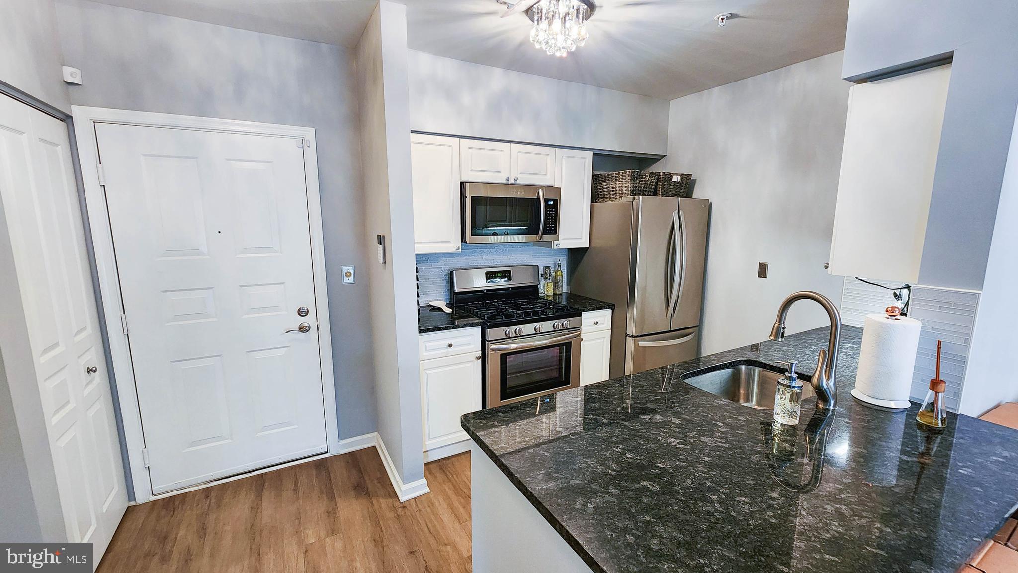 WORLDGATE CONDO - Residential