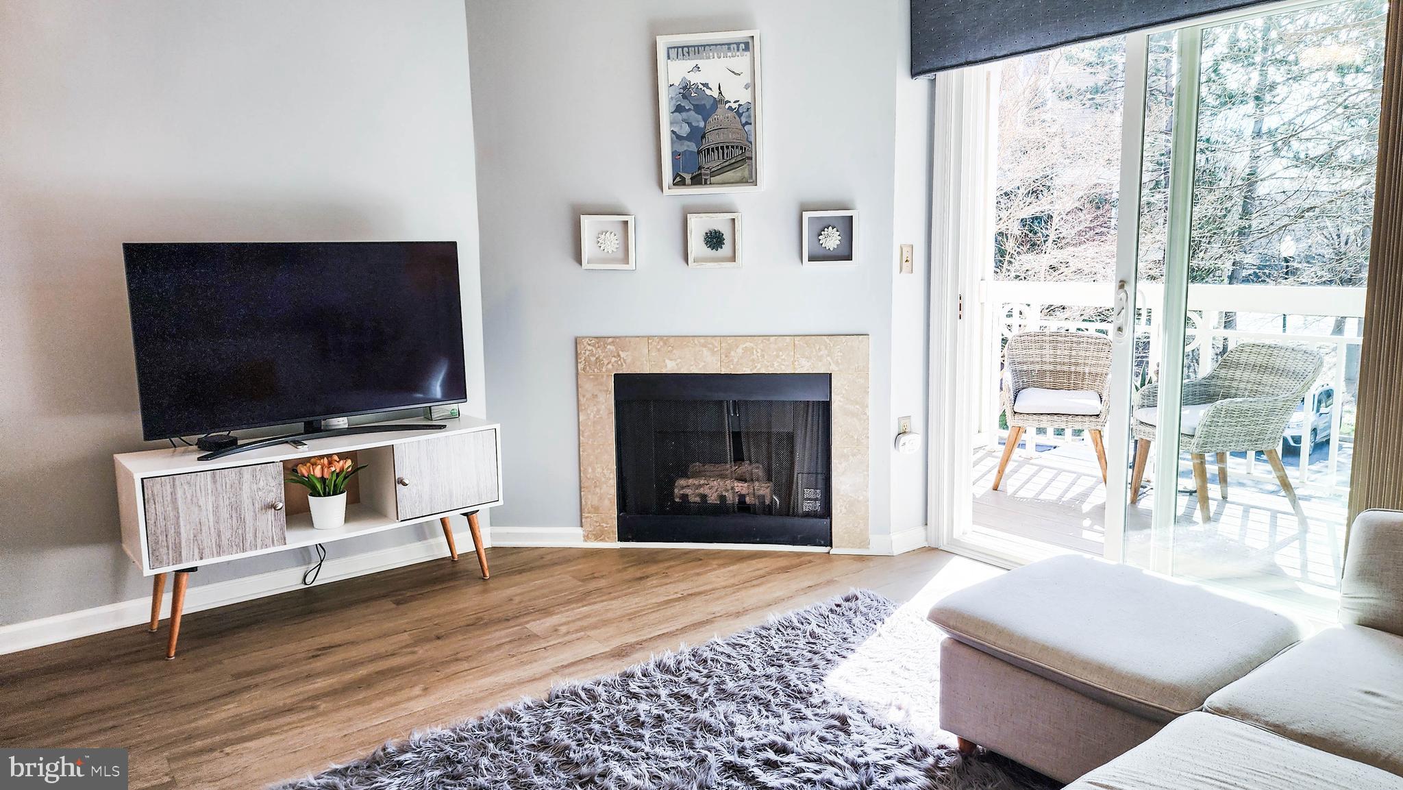 WORLDGATE CONDO - Residential