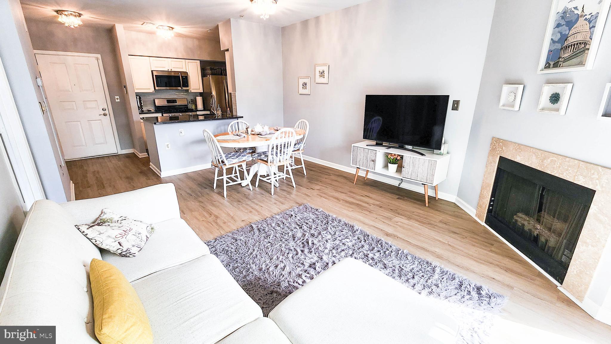 WORLDGATE CONDO - Residential