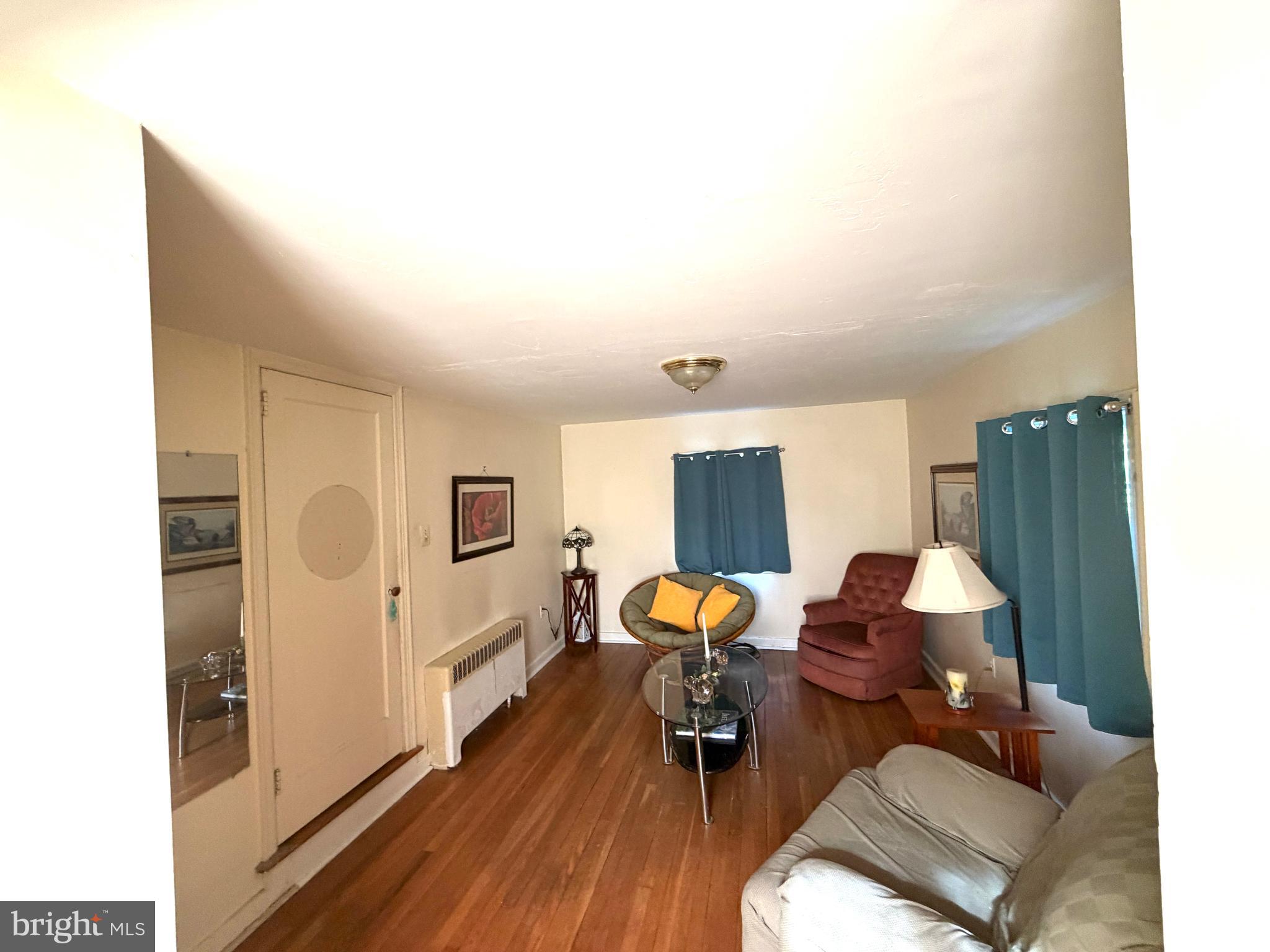 BEVERLY PARK - Residential