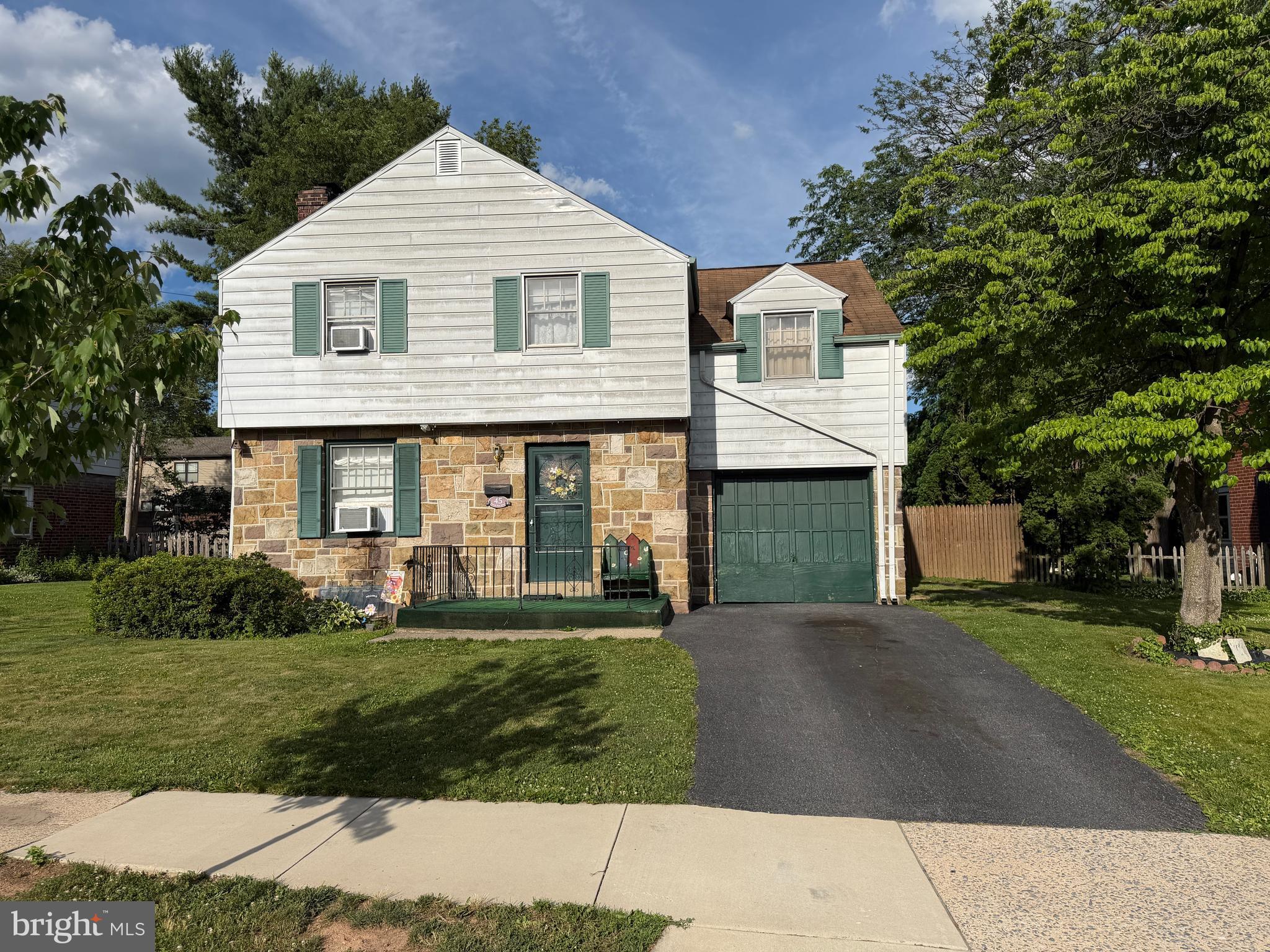 BEVERLY PARK - Residential
