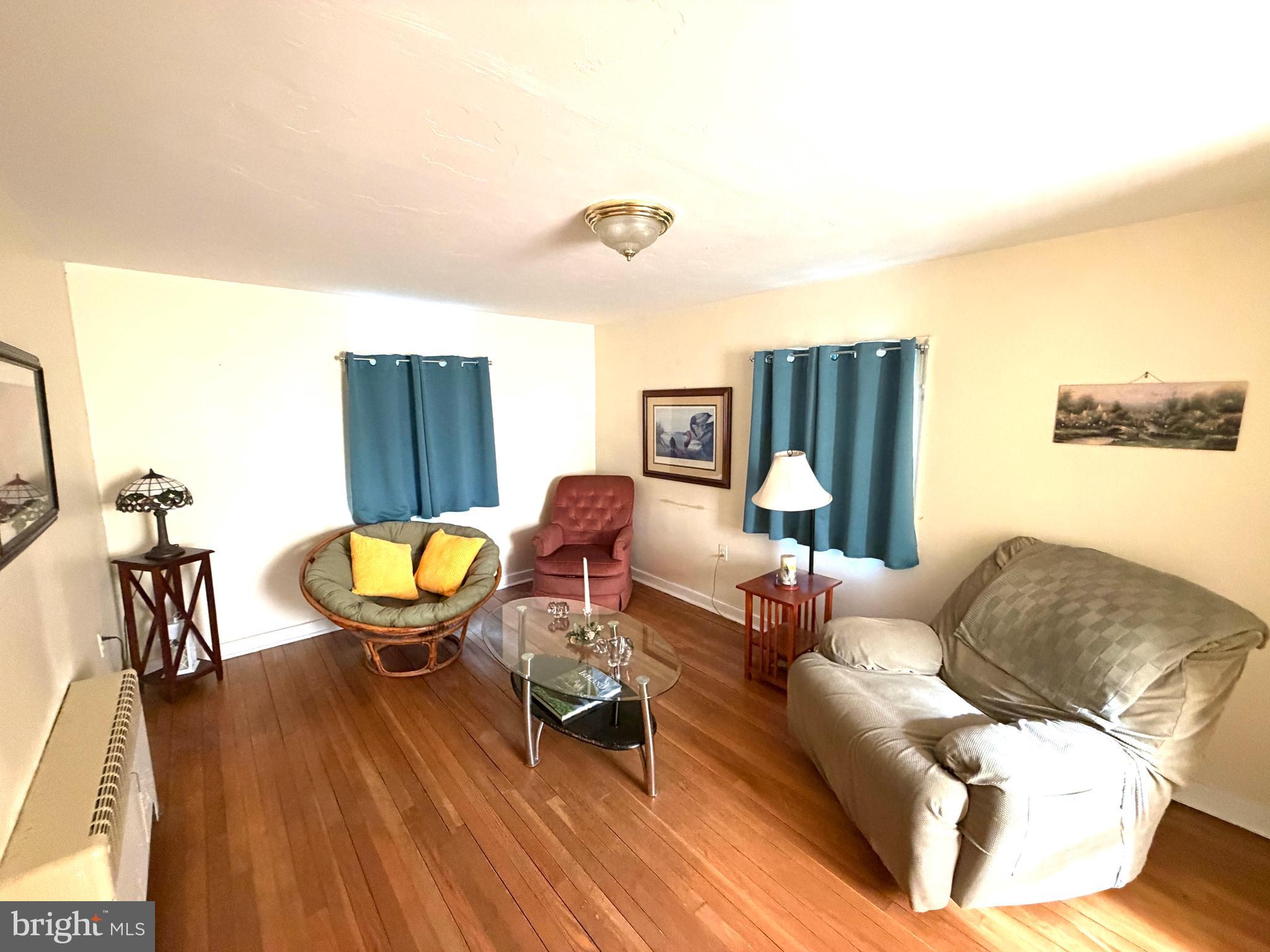 BEVERLY PARK - Residential
