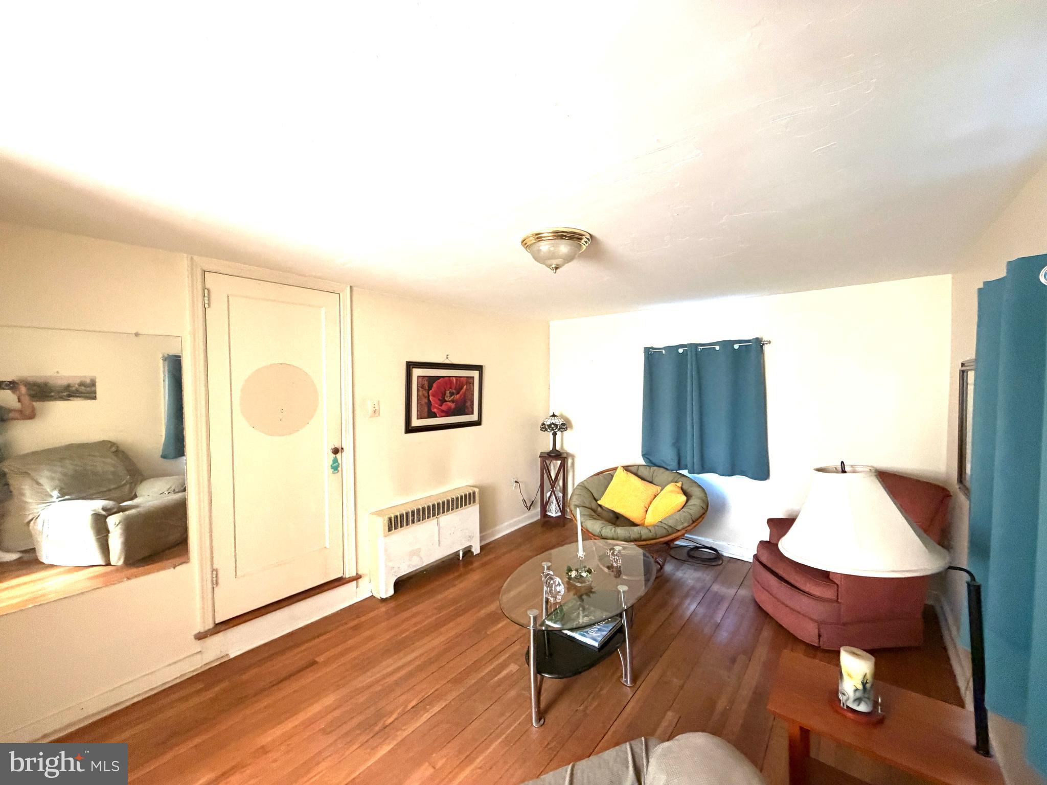 BEVERLY PARK - Residential