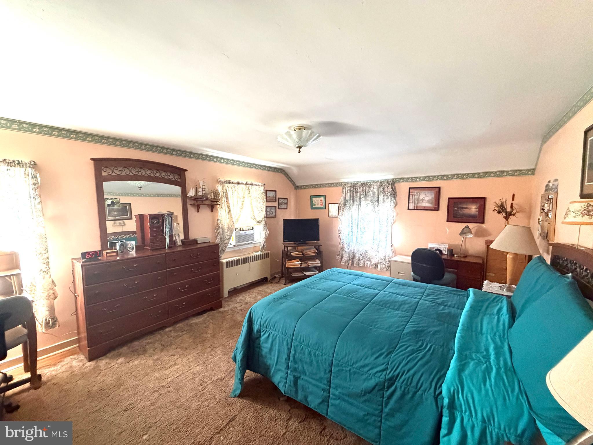 BEVERLY PARK - Residential