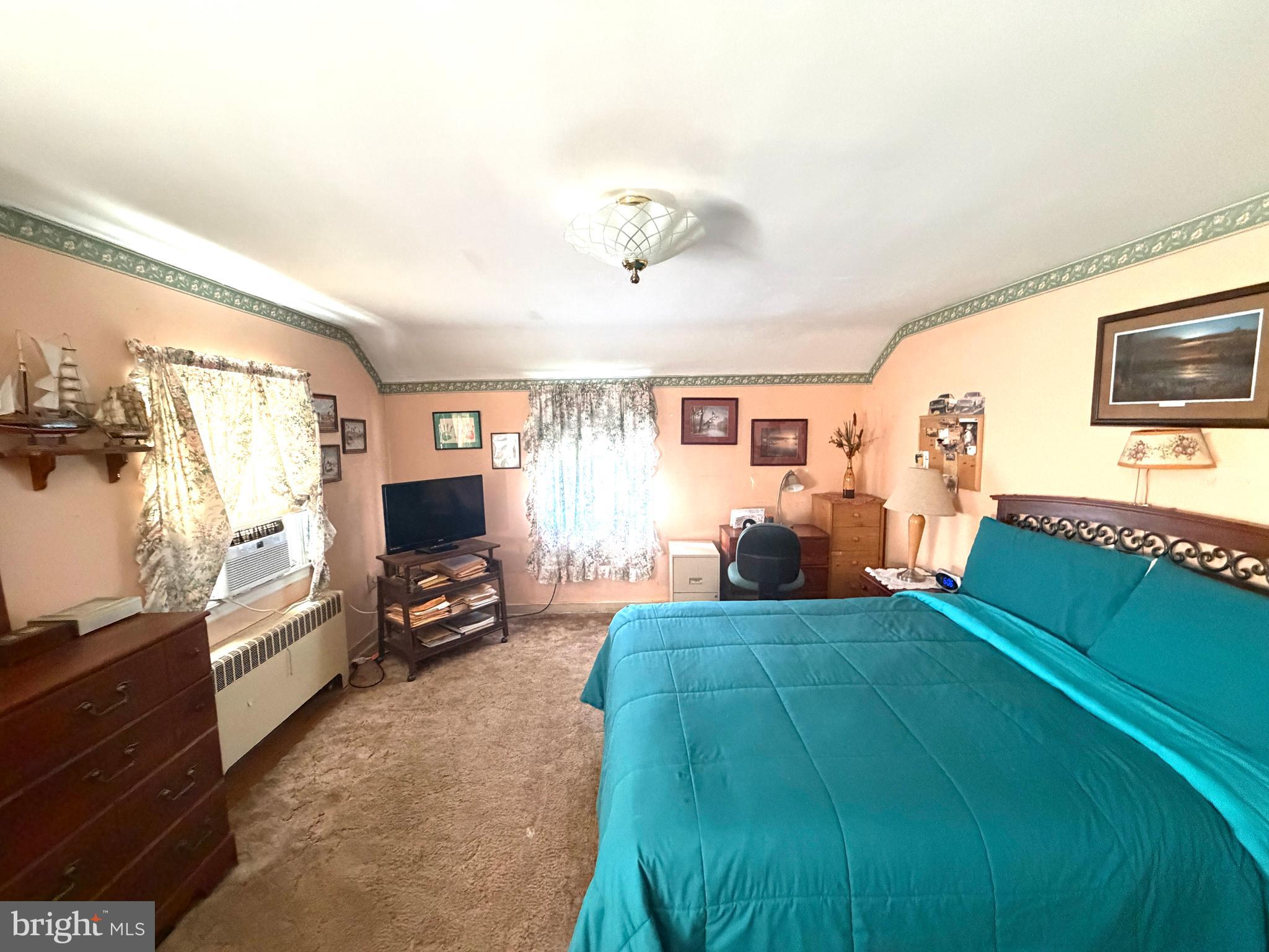 BEVERLY PARK - Residential