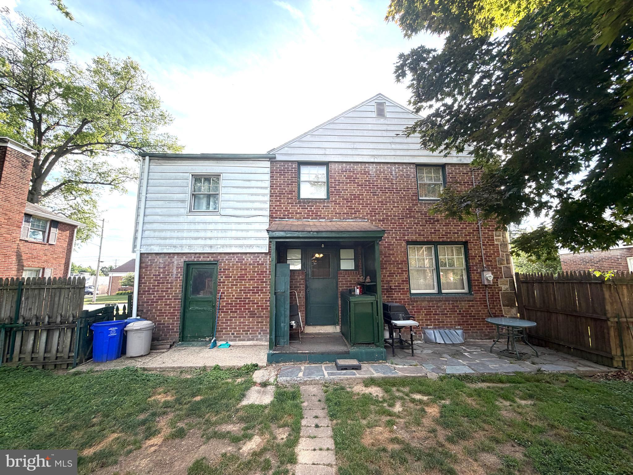 BEVERLY PARK - Residential
