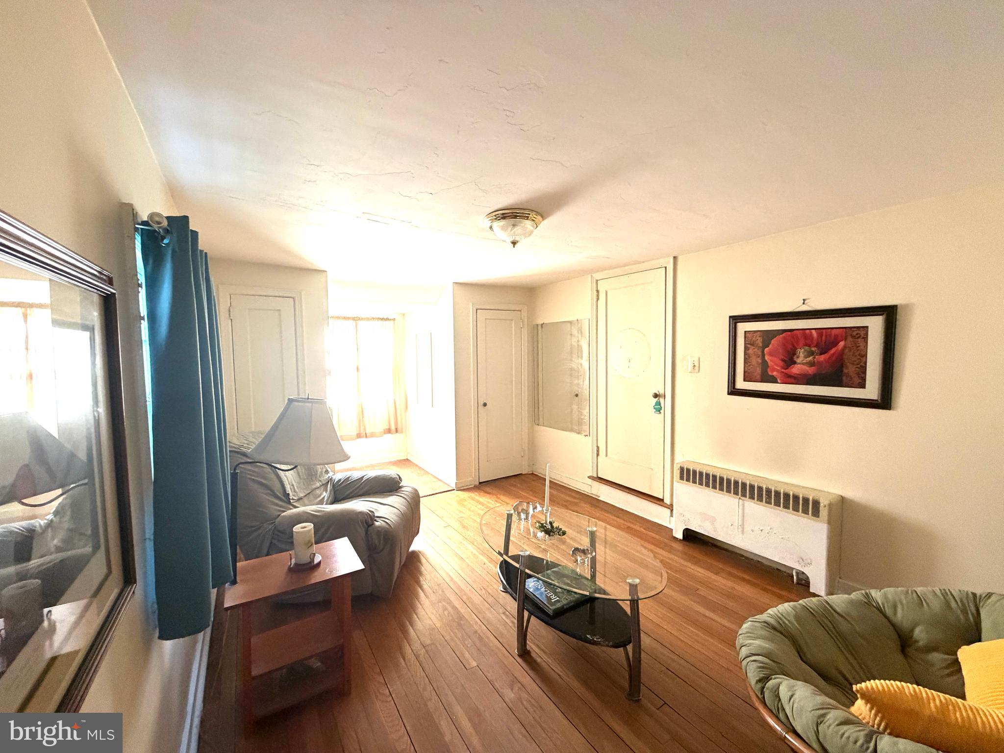 BEVERLY PARK - Residential