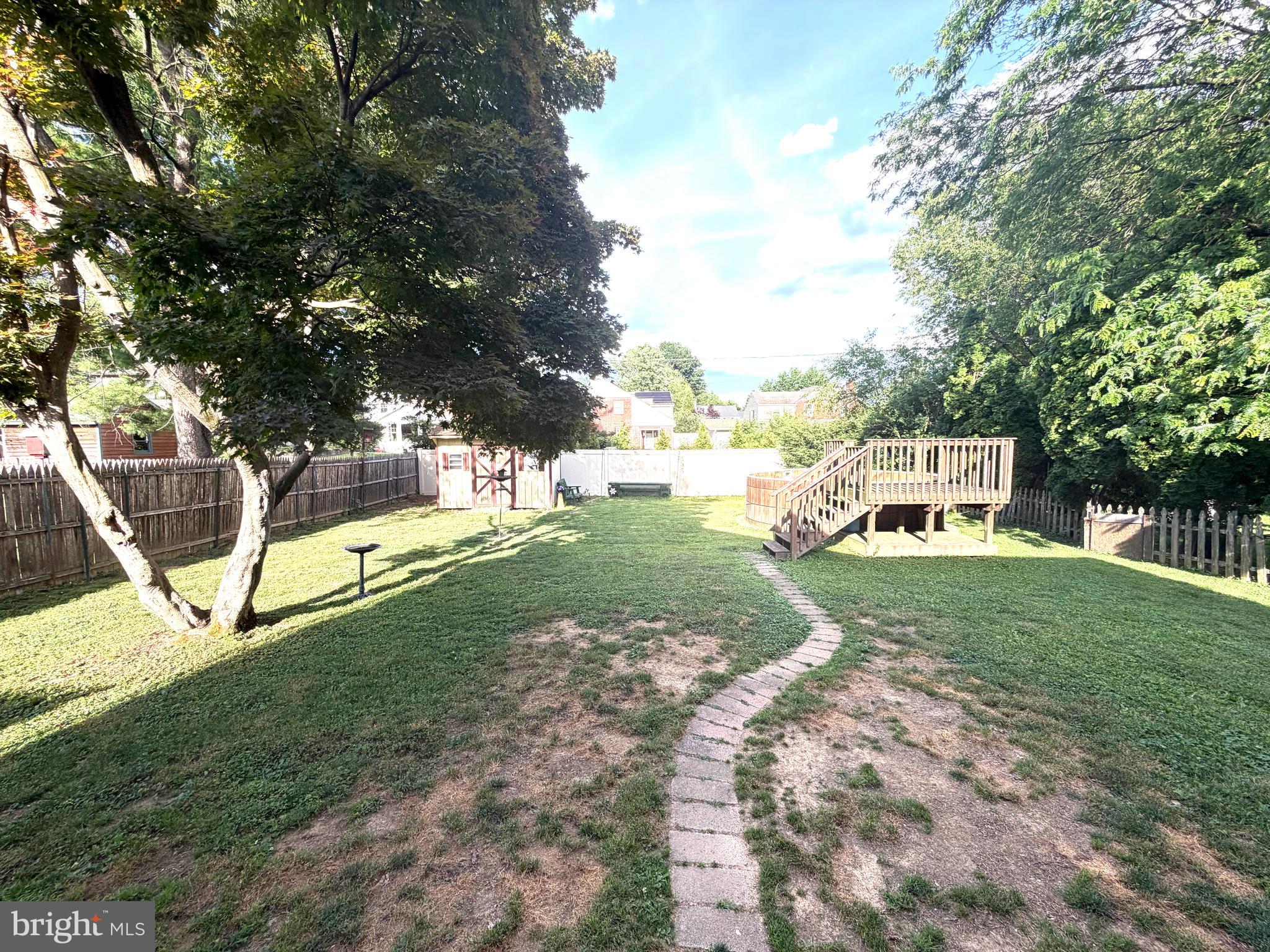 BEVERLY PARK - Residential