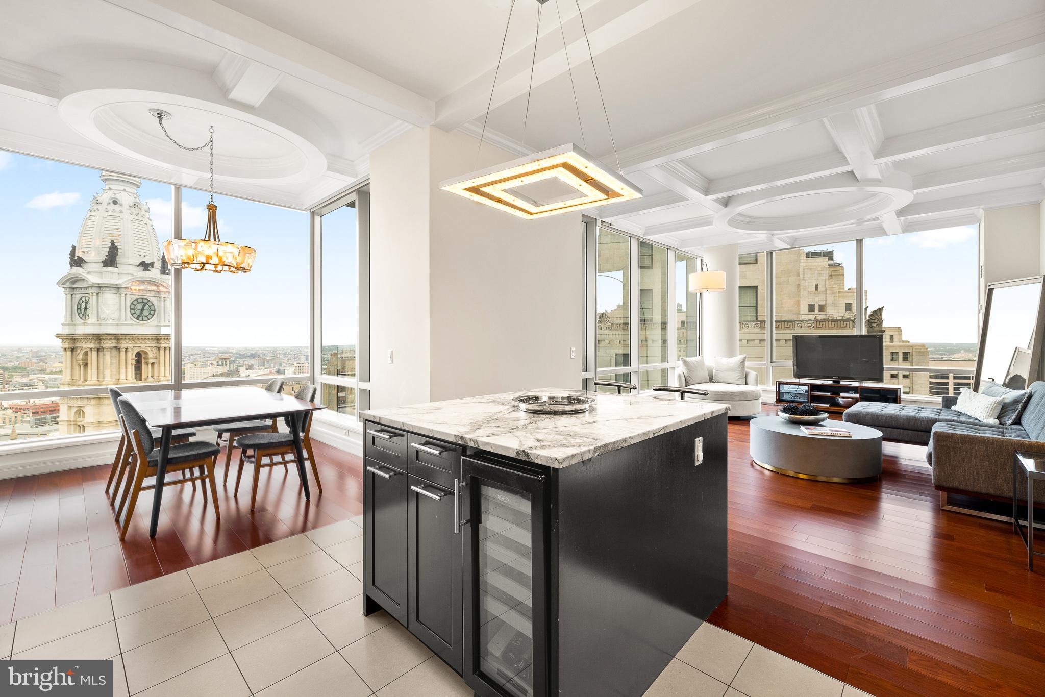RITTENHOUSE SQUARE - Residential