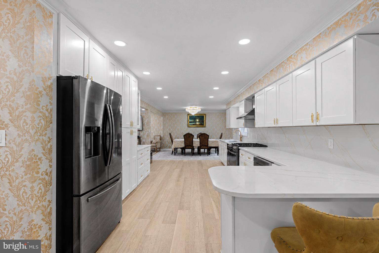FOX HILLS - Residential