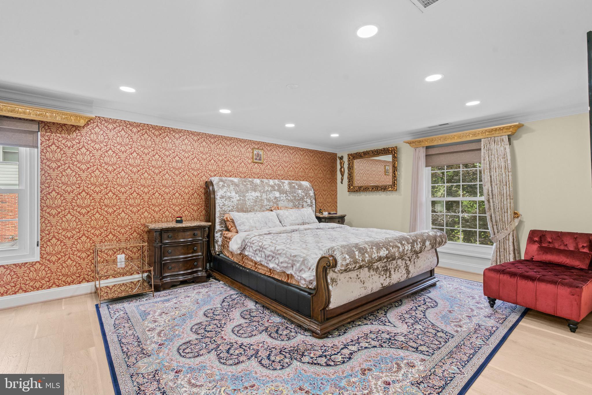 FOX HILLS - Residential