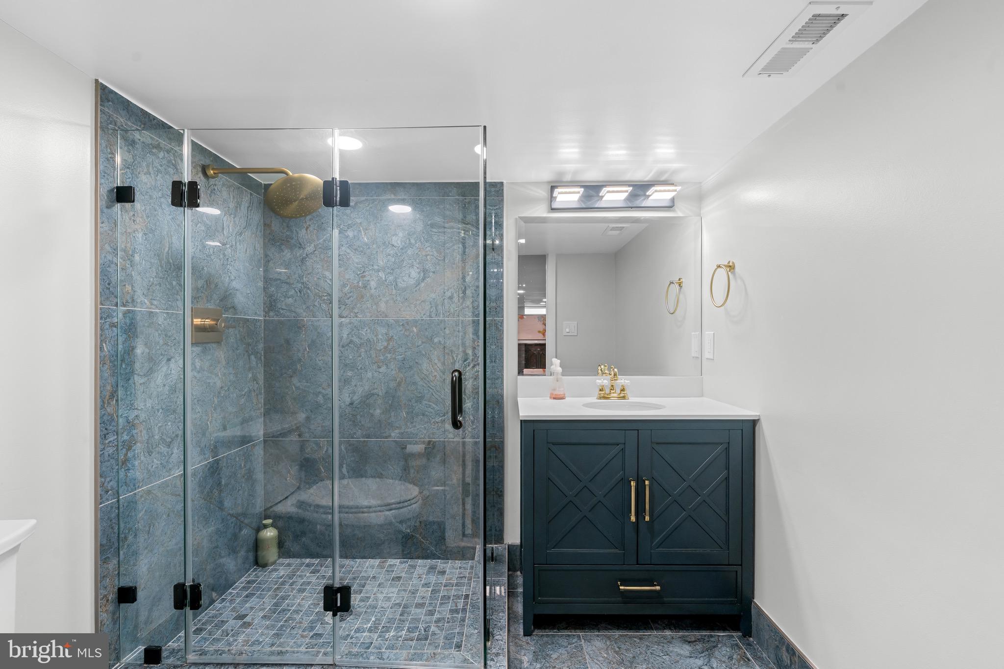 FOX HILLS - Residential