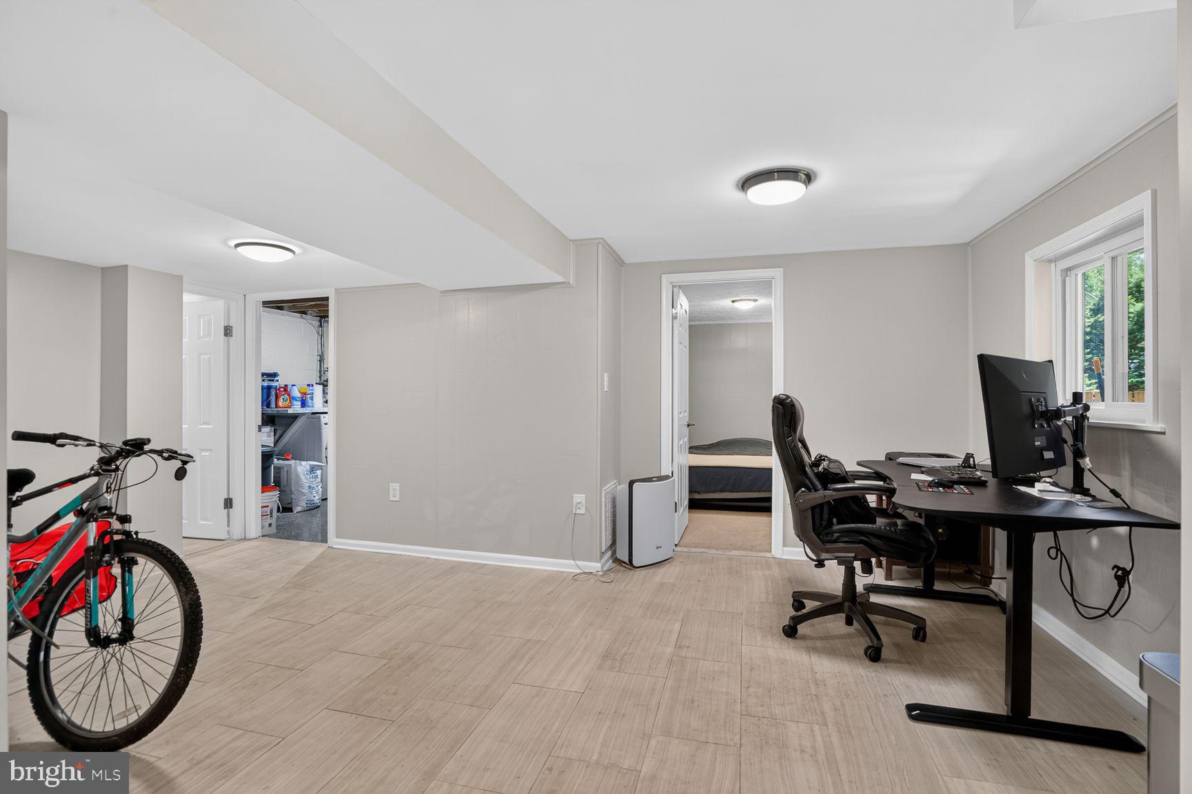 KINGS PARK WEST - Residential