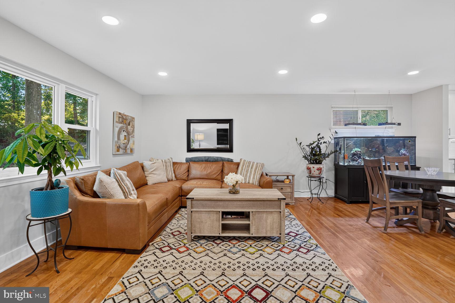 KINGS PARK WEST - Residential