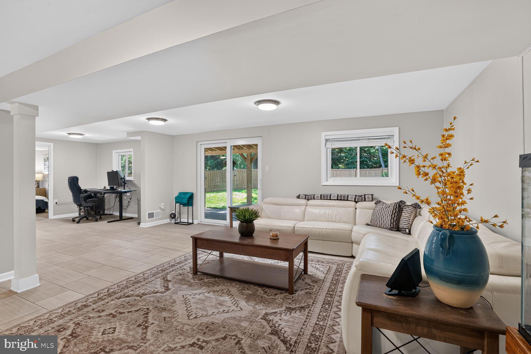 KINGS PARK WEST - Residential
