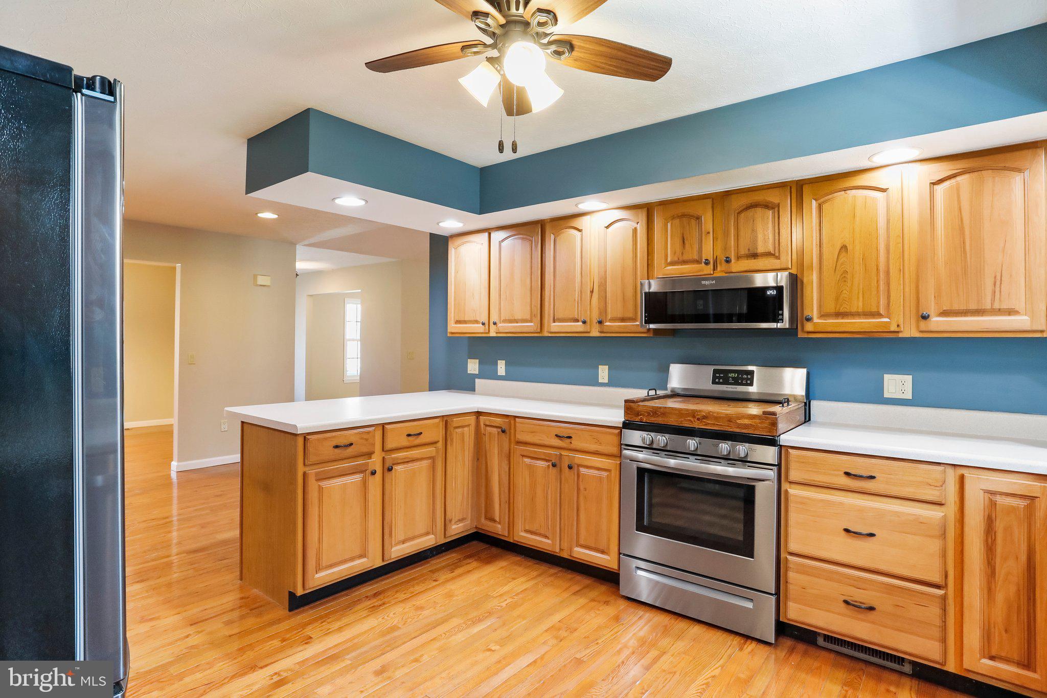 SUMMIT OAKS - Residential