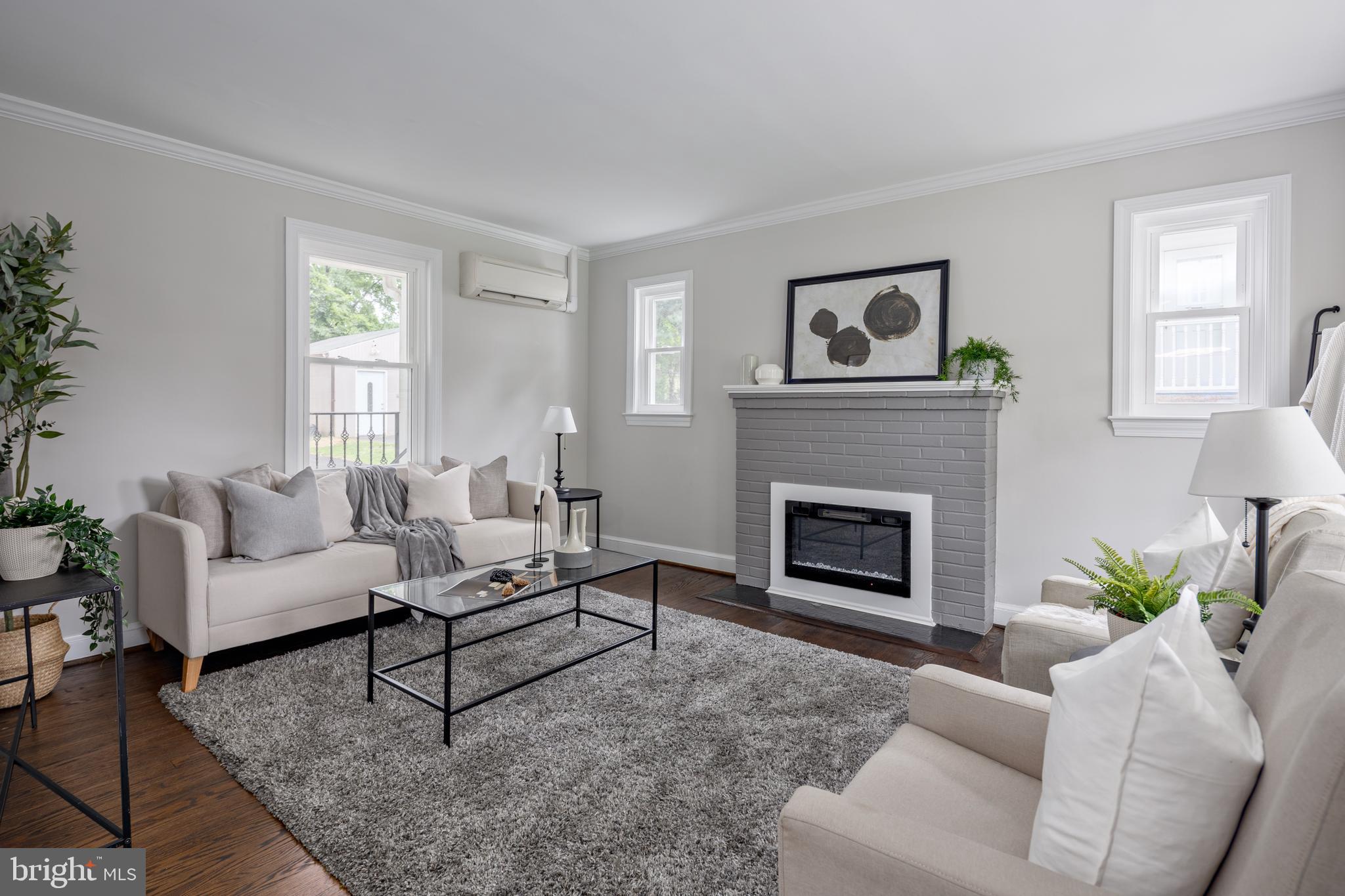 WOODLAWN TERRACE - Residential