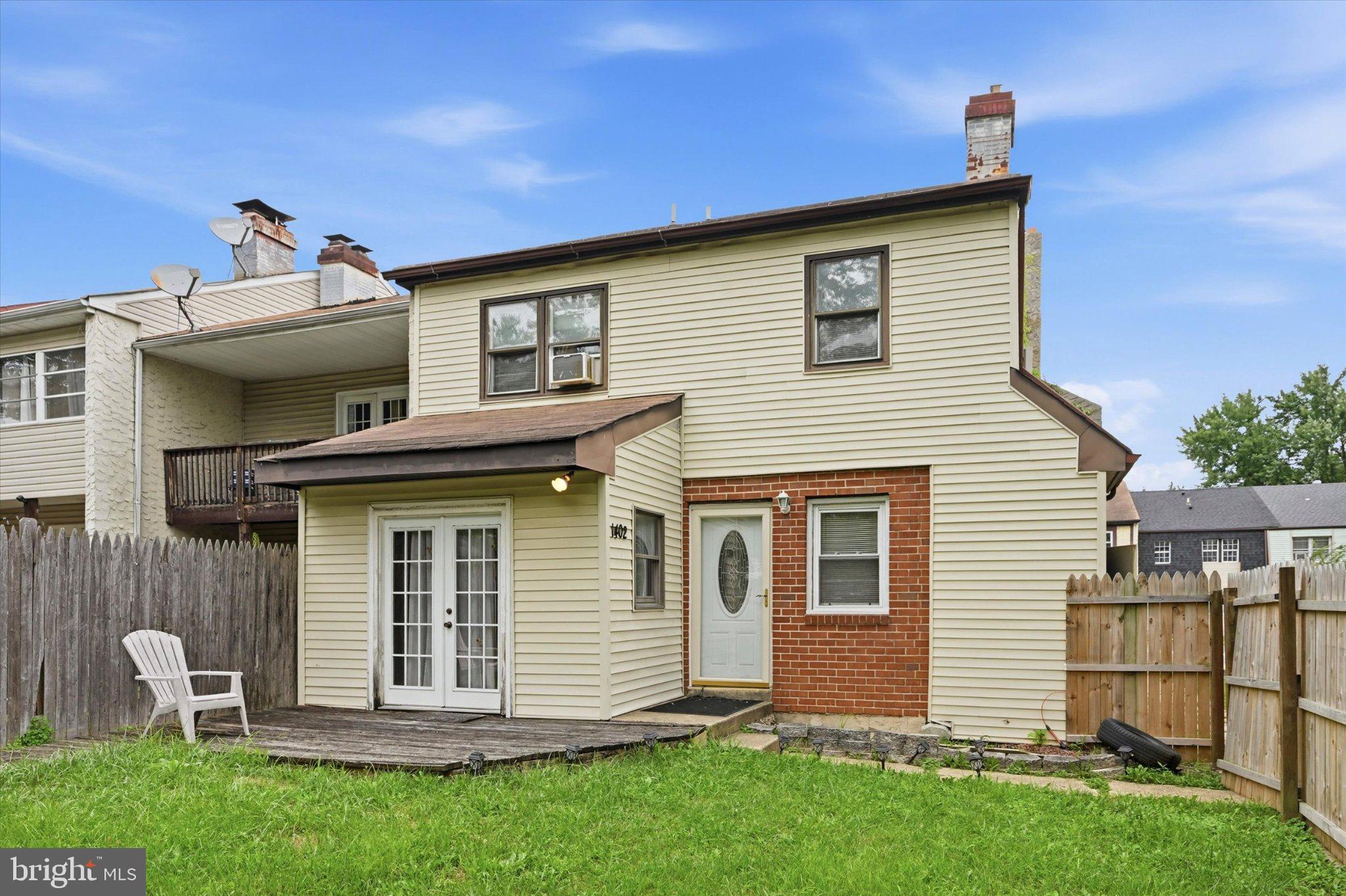 CHRISTIANA VILLAGE - Residential