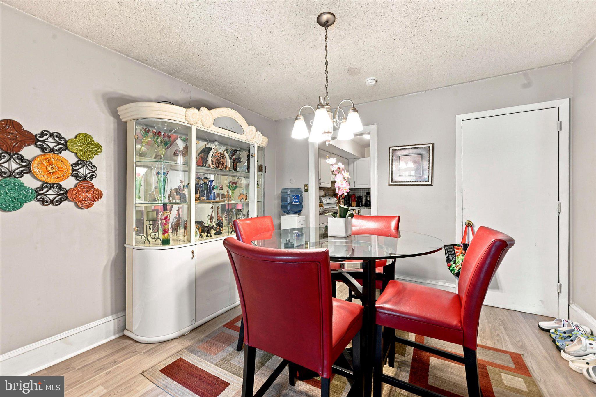 CHRISTIANA VILLAGE - Residential