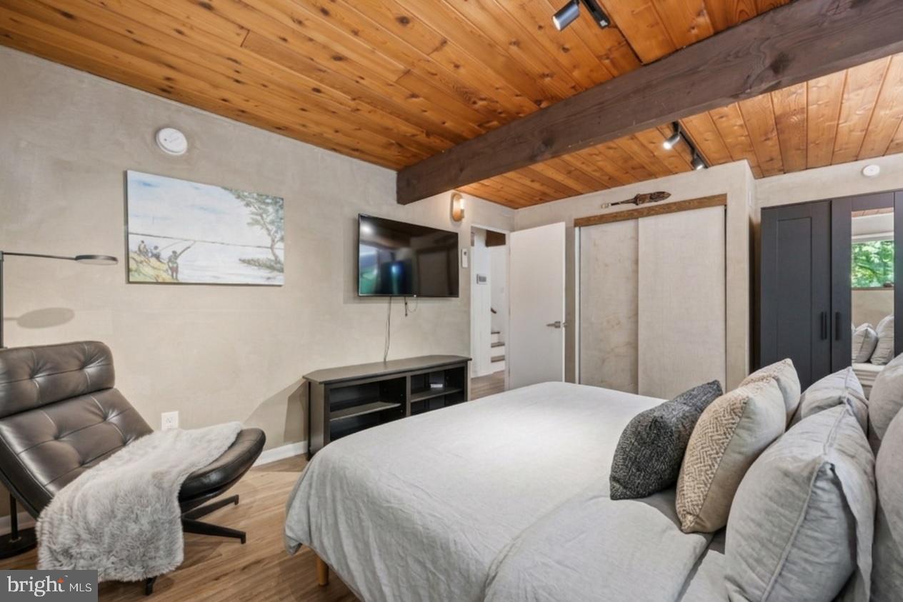 COLLEGE PARK - Residential